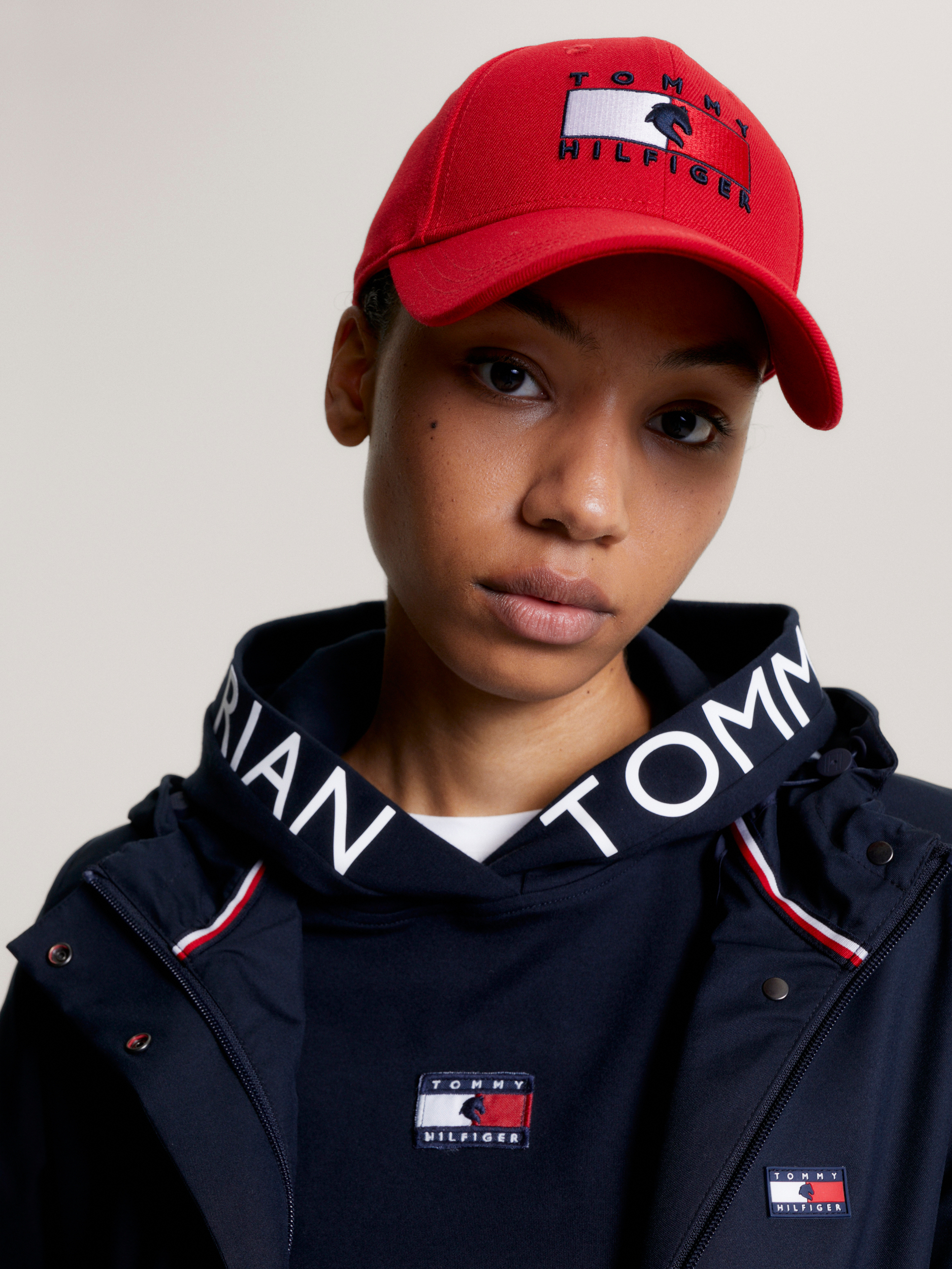 casquette-tommy-hilfiger-montreal-rouge (3)