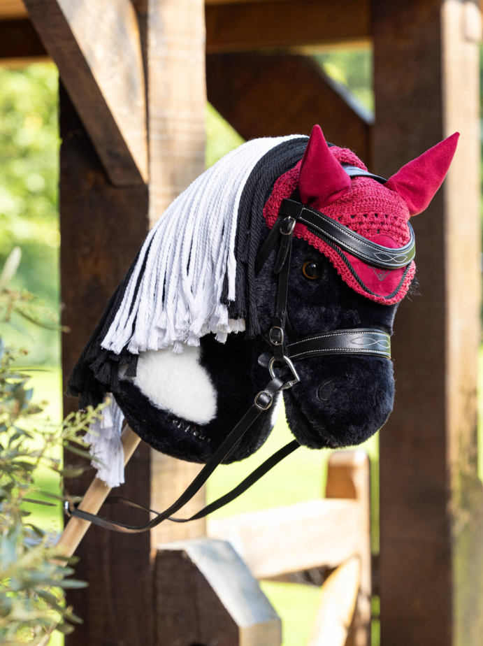 hobby-horse-bonnet-ember1