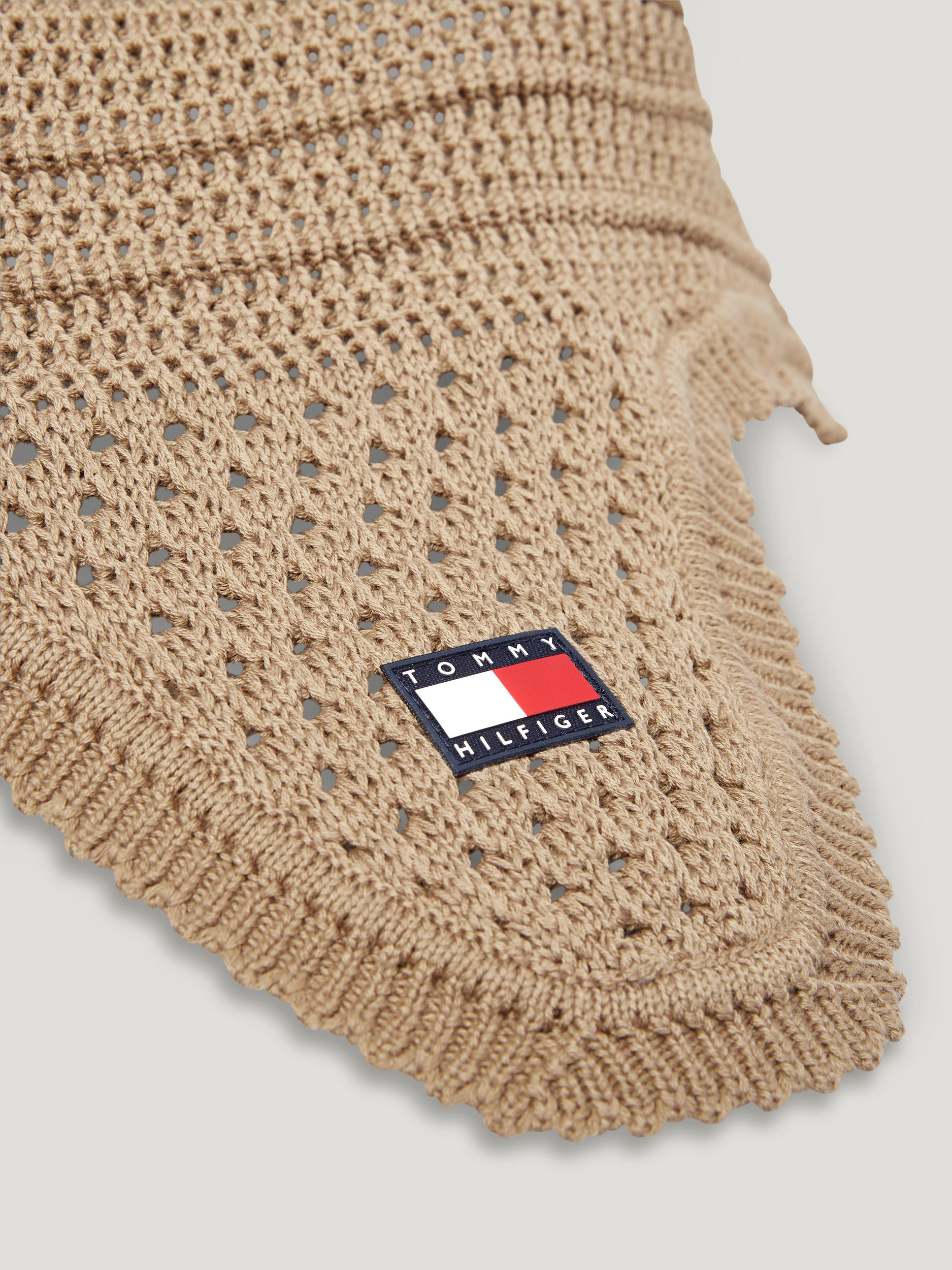 TH15HFLY928-057-bonnet-tommy-hilfiger-lexington-taupe (1)