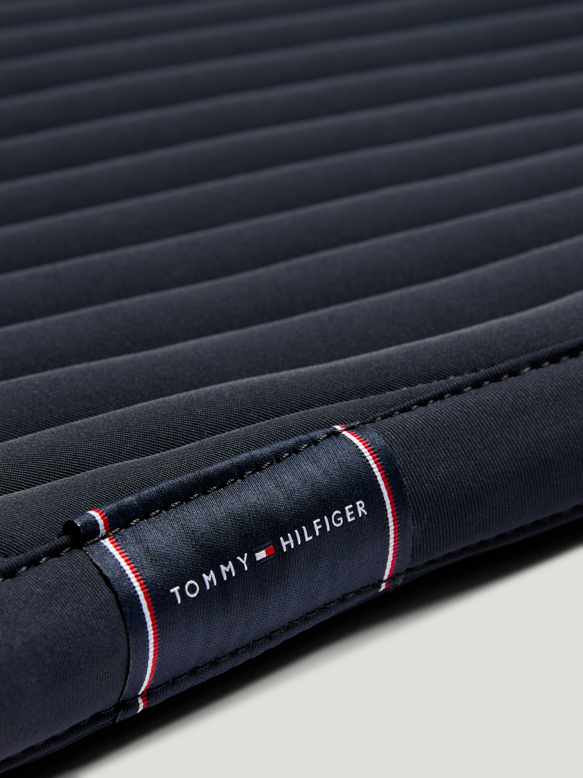 tapis-de-selle-tommy-hilfiger-upstate-navy (3)