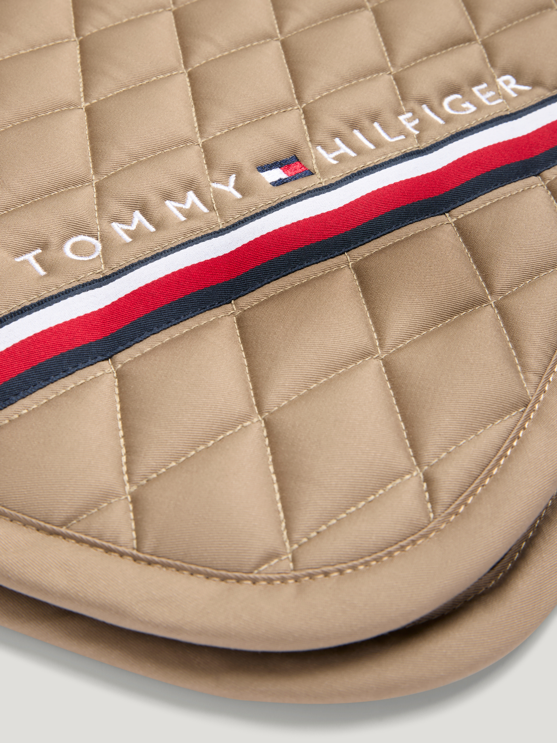 tapis-de-selle-tommy-hilfiger-stanford-beige-taupe (4)