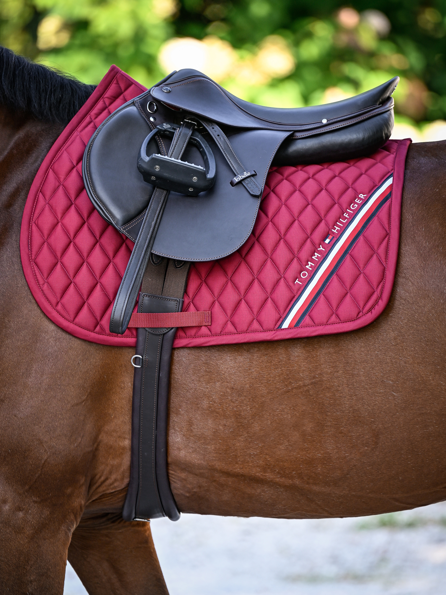 tapis-de-selle-tommy-hilfiger-stanford-regatta-red-rouge (2)