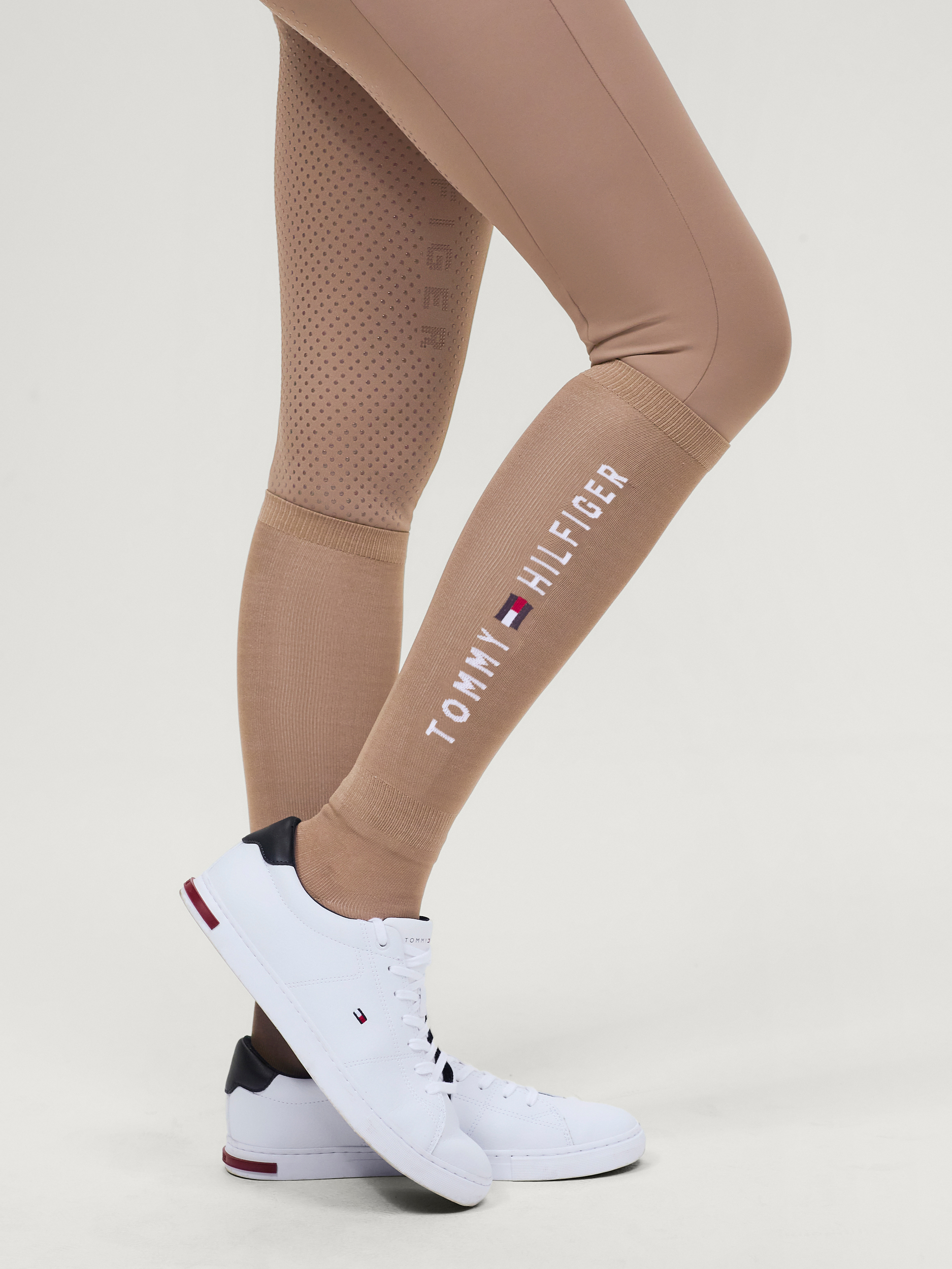TH16USOC073-057-chaussettes-equitation-tommy-hilfiger-beige-taupe-clifton (2)