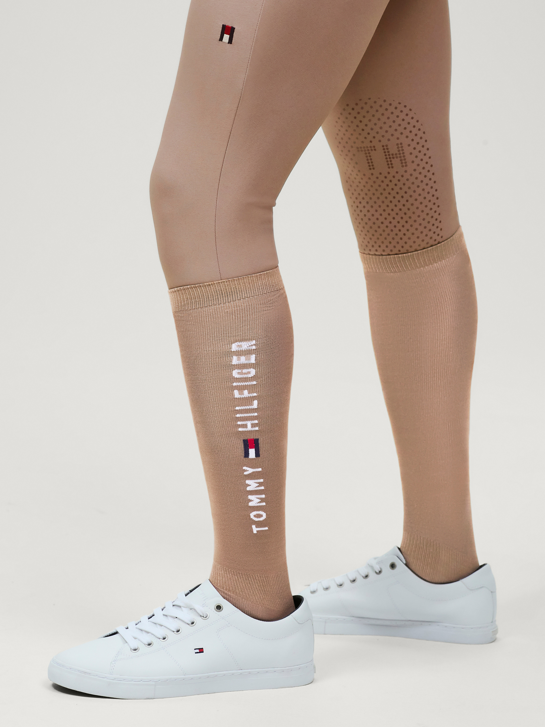 TH16USOC073-057-chaussettes-equitation-tommy-hilfiger-beige-taupe-clifton (3)