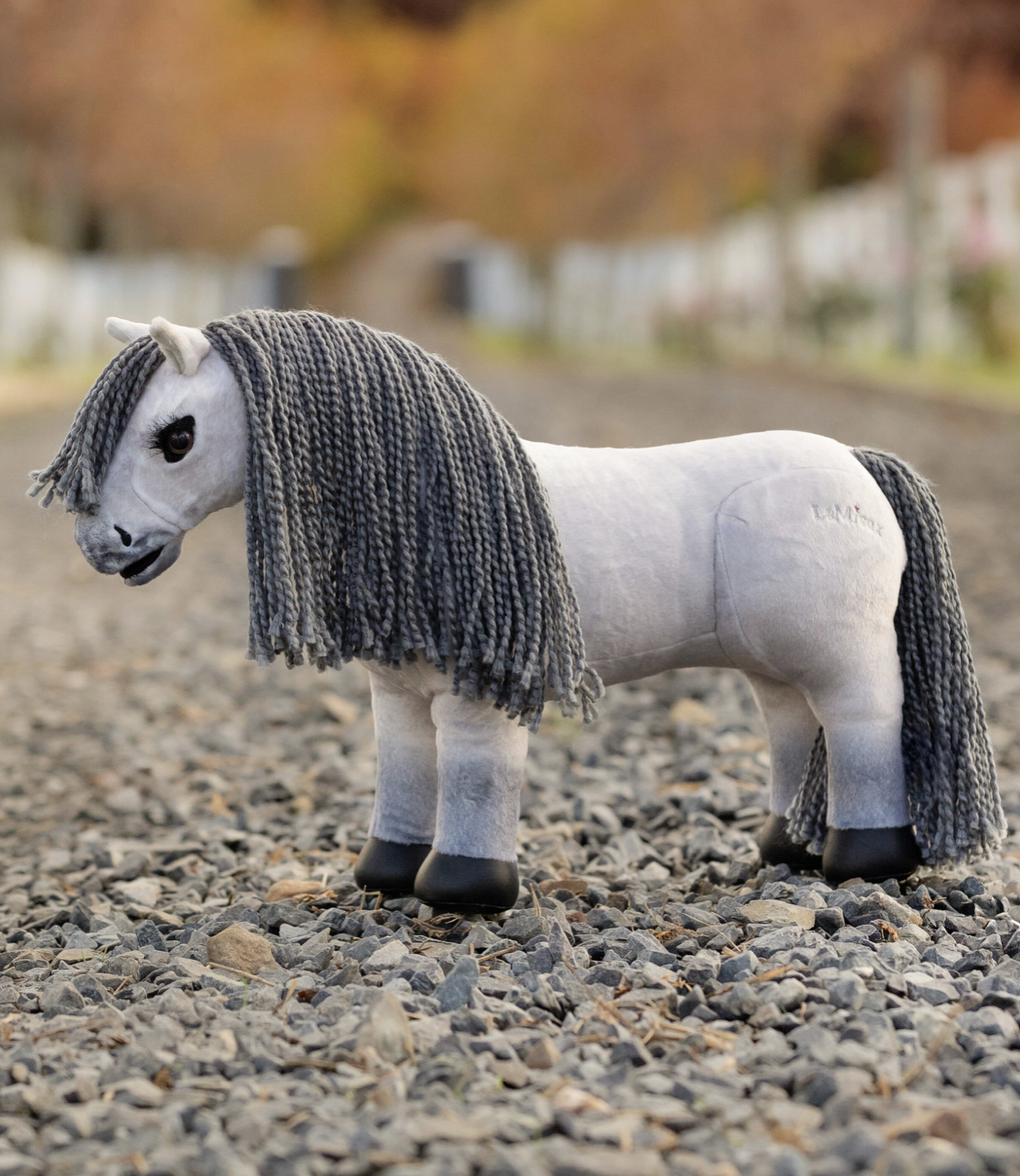 toy-pony-blanca-3