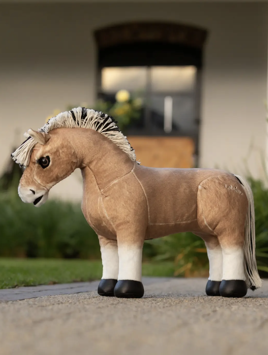 toy-pony-oskar-1