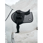 lifestyle_aspenclosecontactsquare_herringboneblack