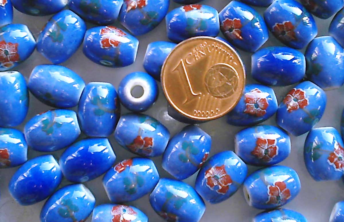 perle ovale bleu fleur porcelaine 10x8mm