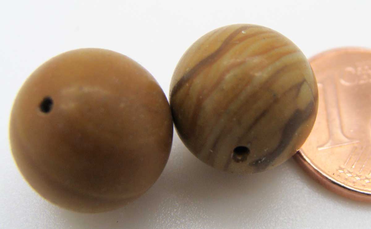 perle pierre marron demi-perce 12mm 01