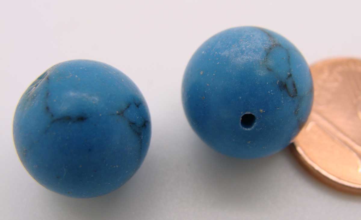 perle pierre bleu demi-perce 12mm 06