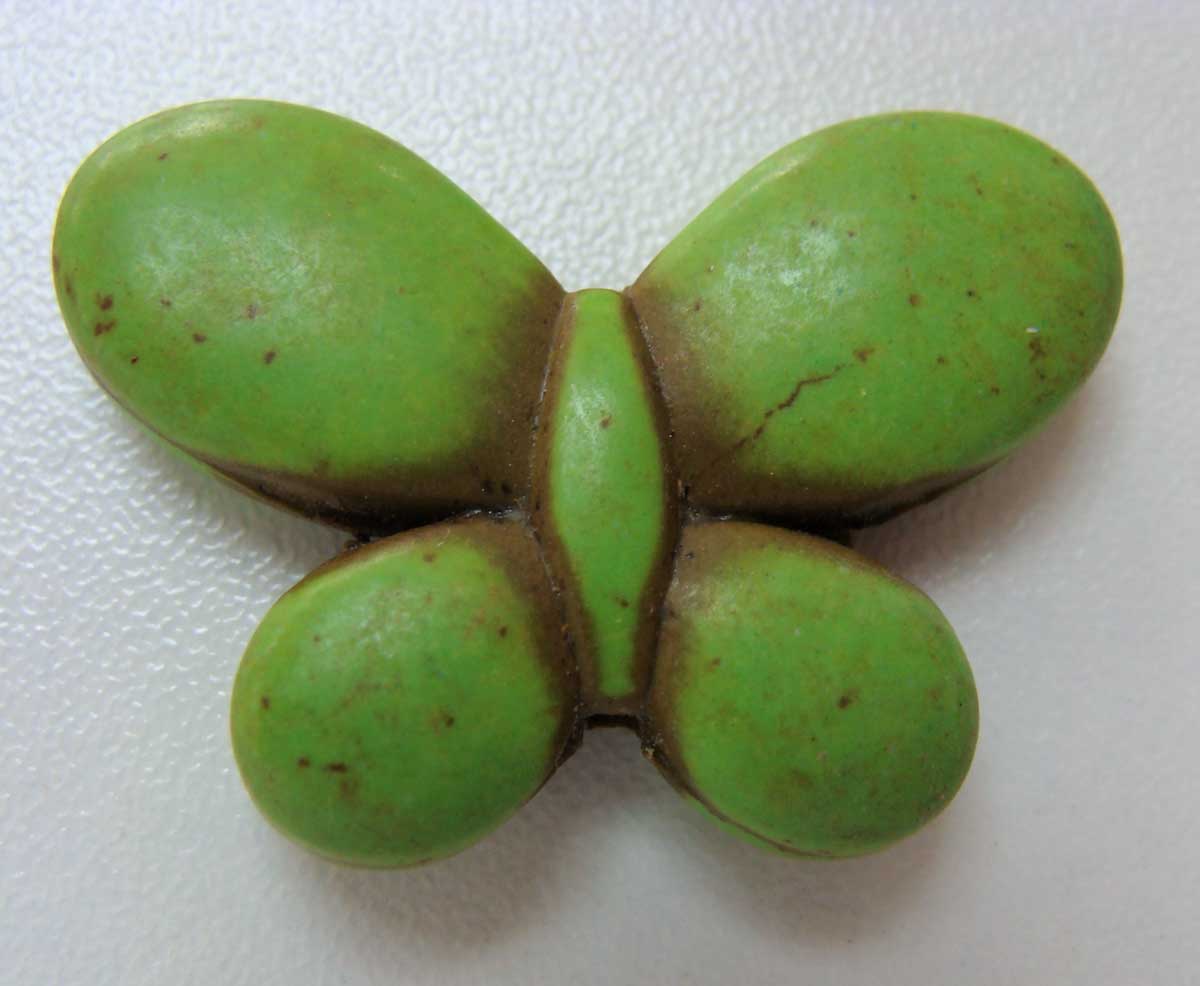 perle pierre papillon vert pier49