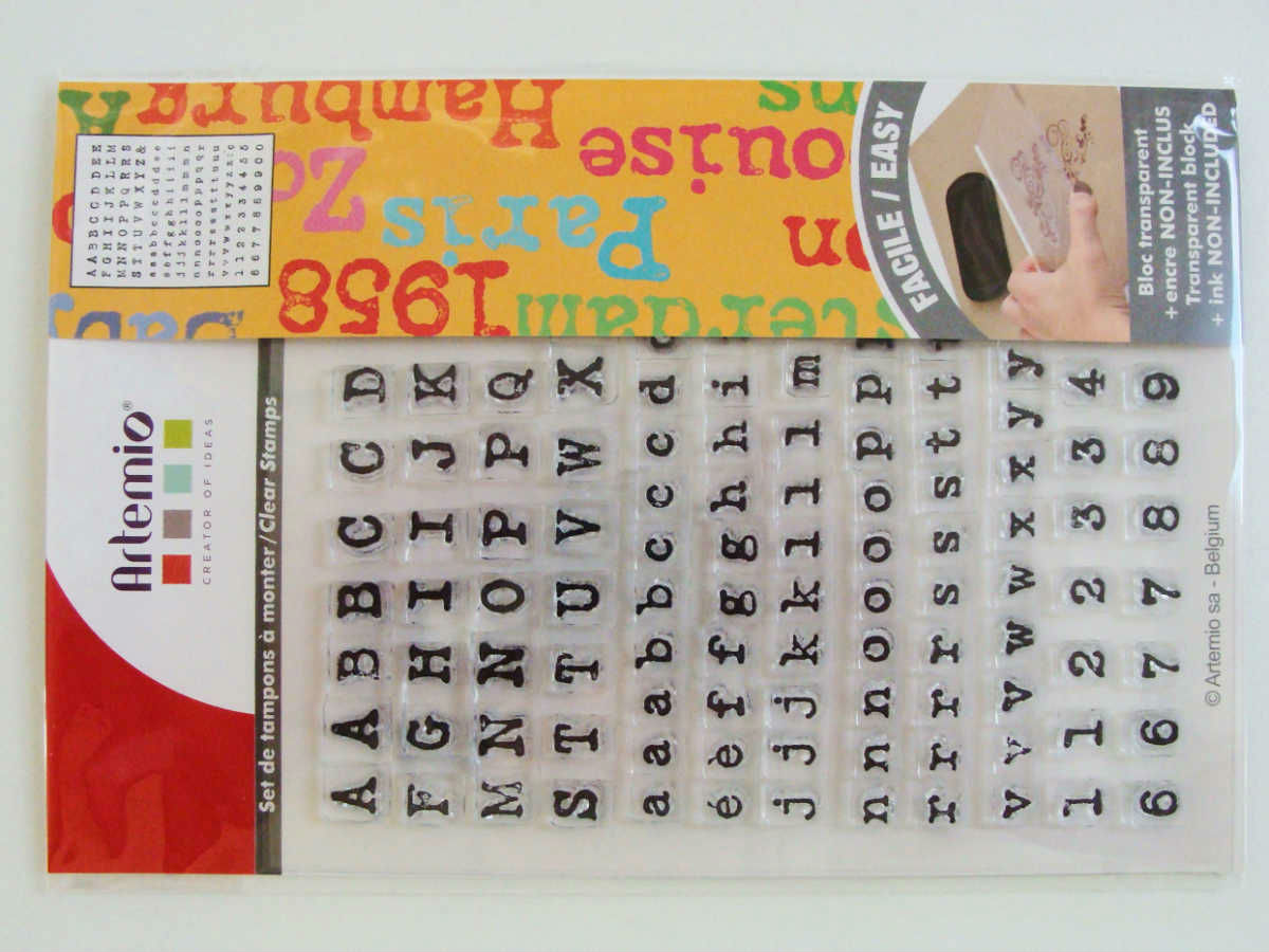 135 Tampons Clear stamps alphabet lettres + 10 chiffres 18cm Artemio -  SCRAPBOOKING CARTERIE/Tampons, Encreurs et poinçons - FondBaie
