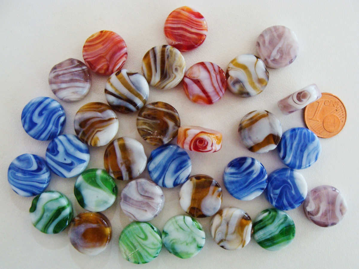 perle verre volutes multicolore galet 15mm