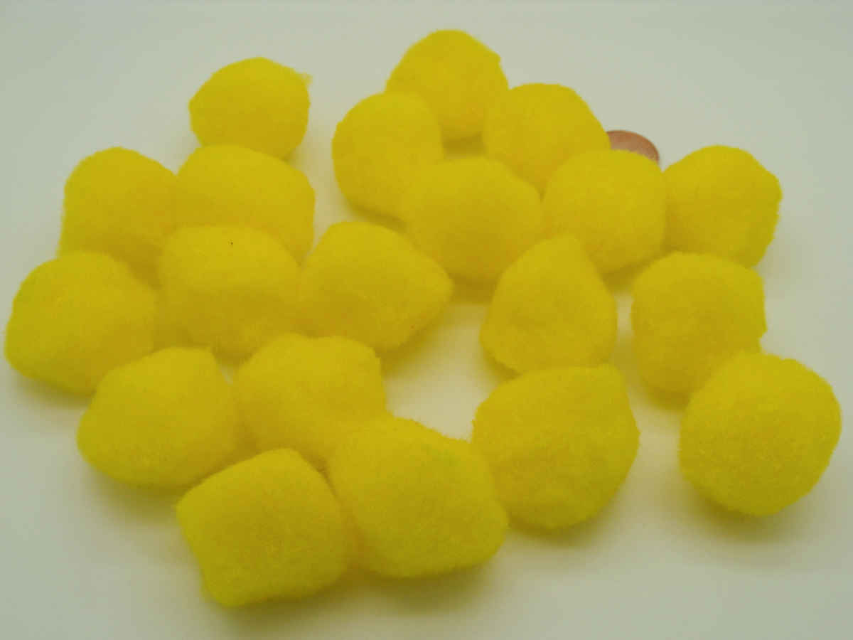 pompon polyester 25mm jaune