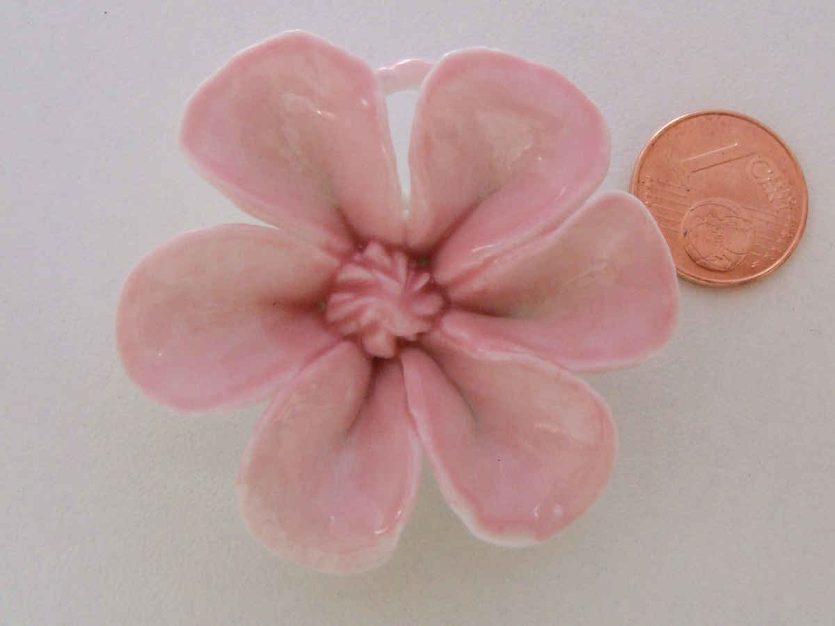 pendentif porcelaine fleur rose pend-por-01