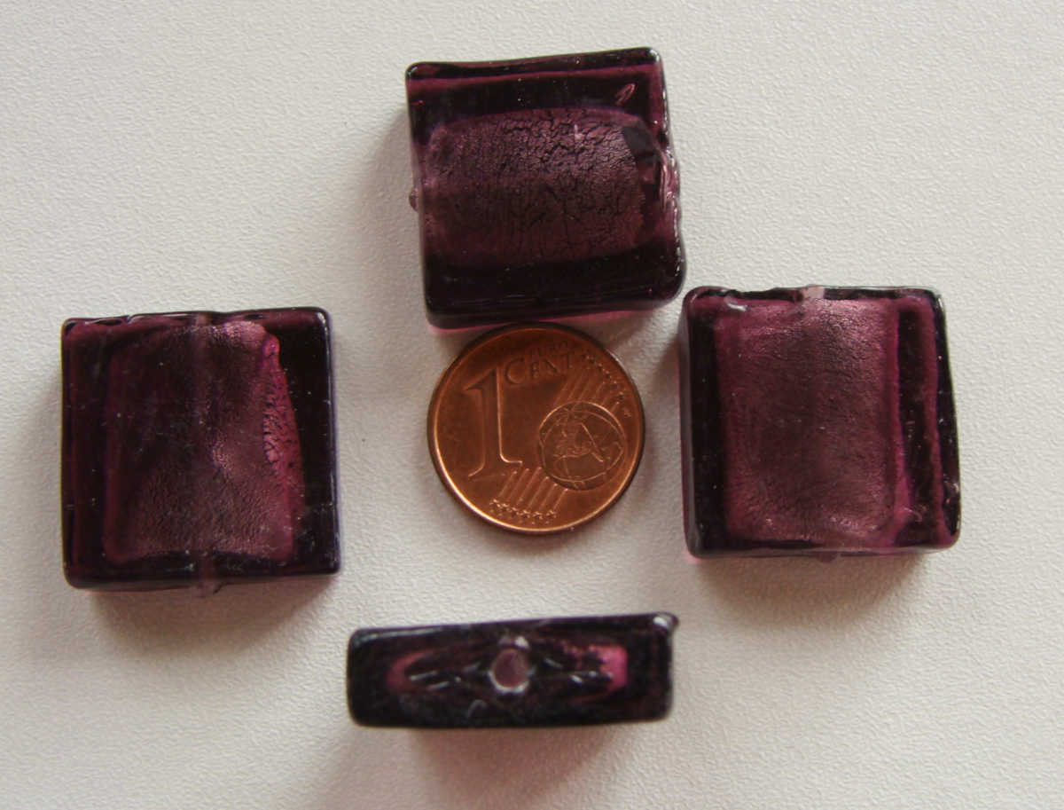 perle carre 20mm murano violet