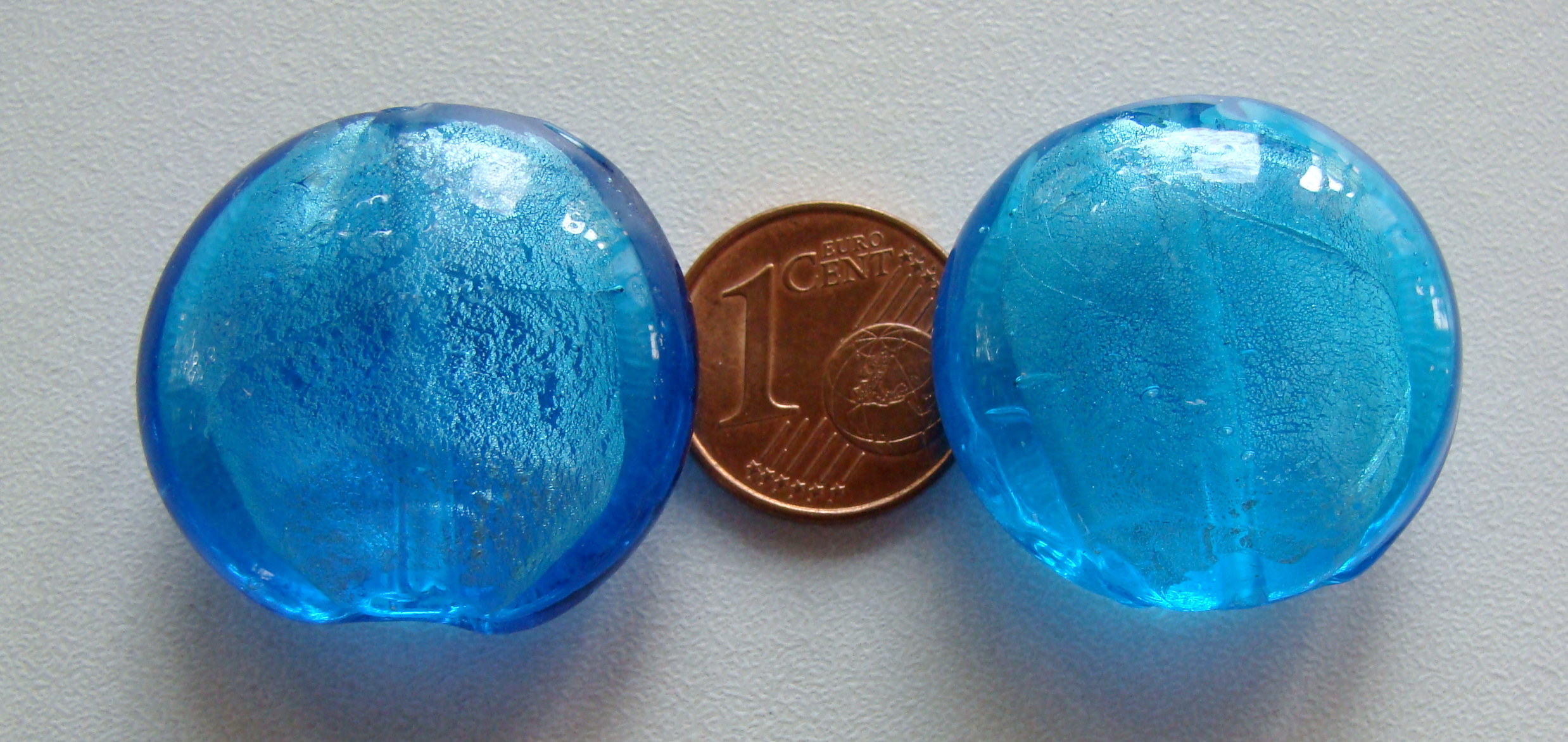 perle galet 25mm bleu vif murano