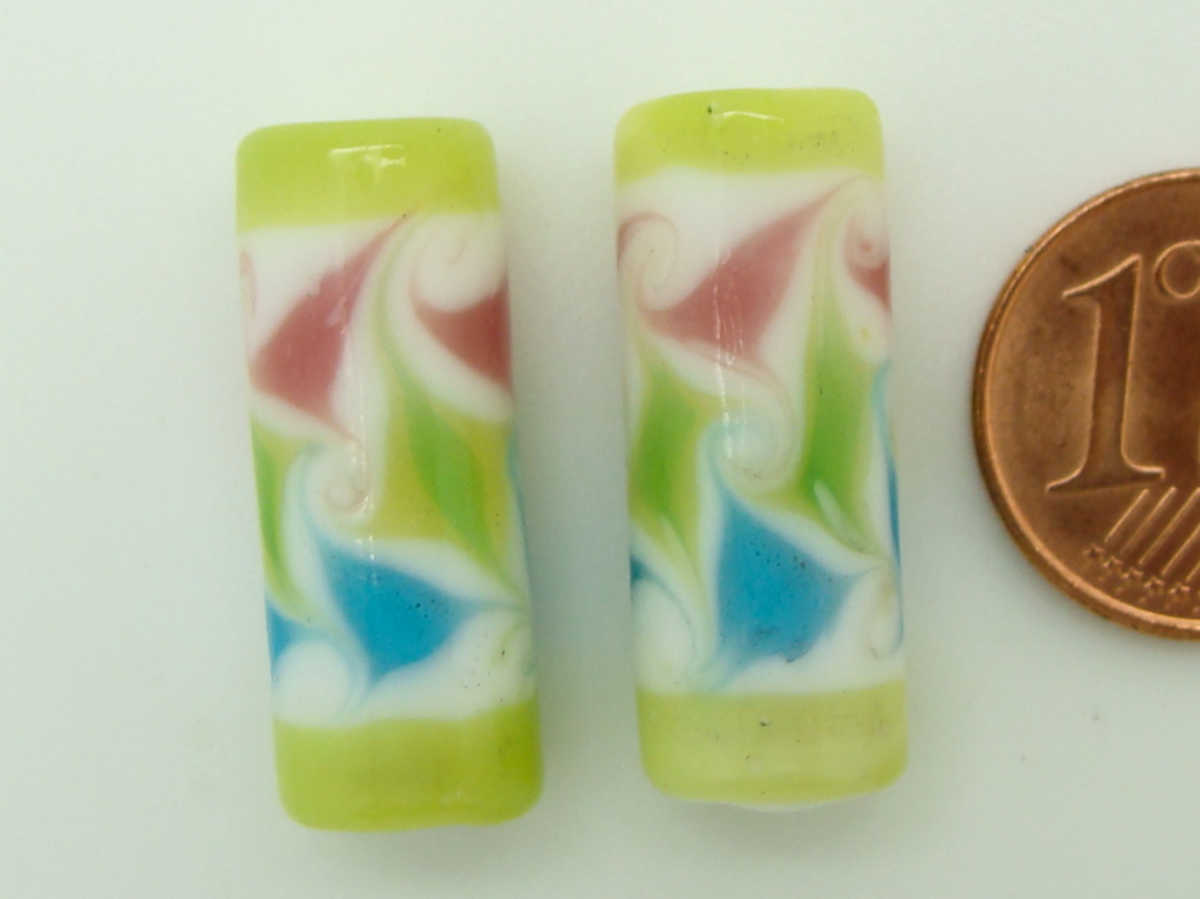 perle tube verre vert clair PV22