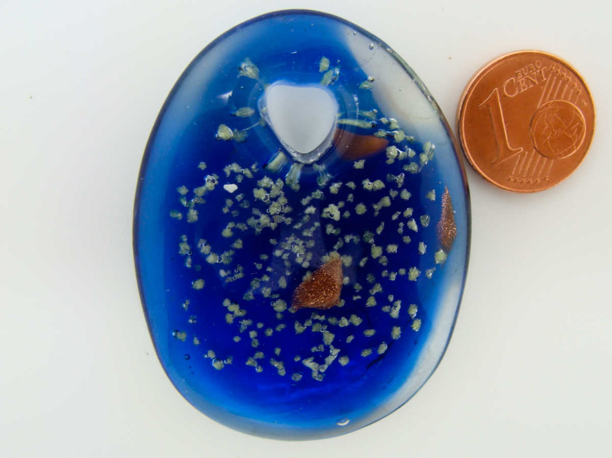 Pendentif ovale verre bleu fonce Pend-27