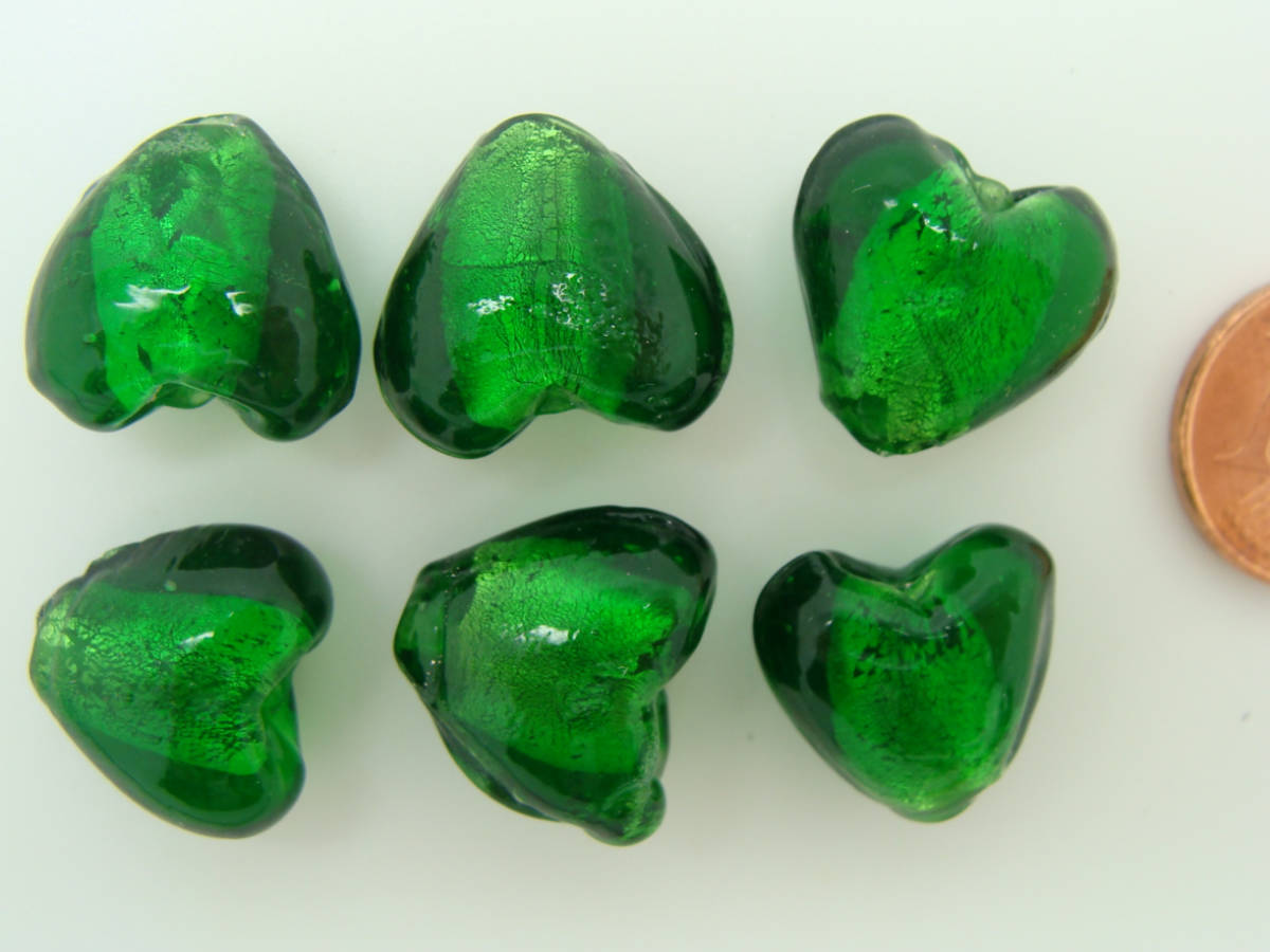perle coeur 15mm vert emeraude feuille argenté