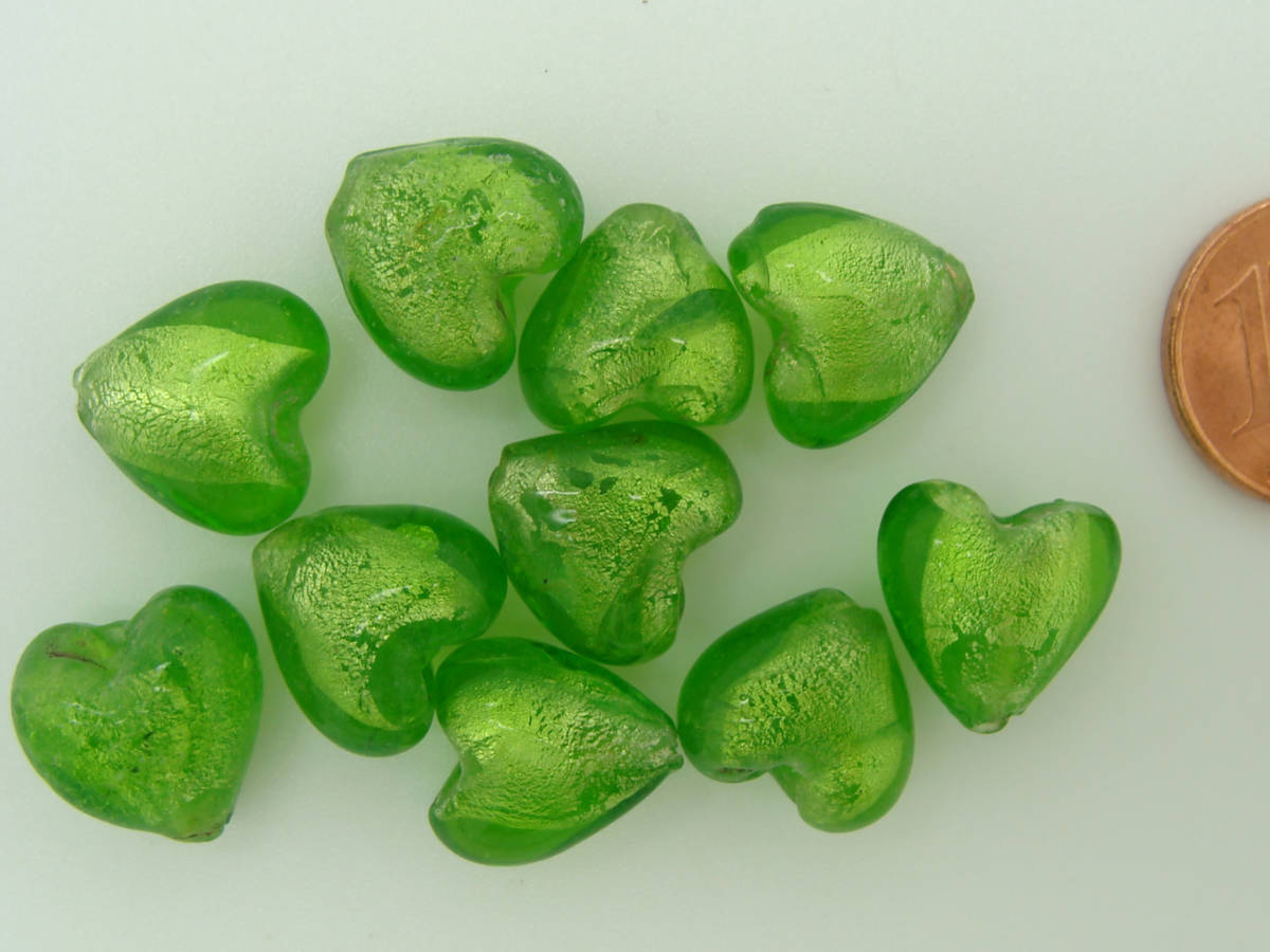 perle coeur 12mm vert olive feuille argente