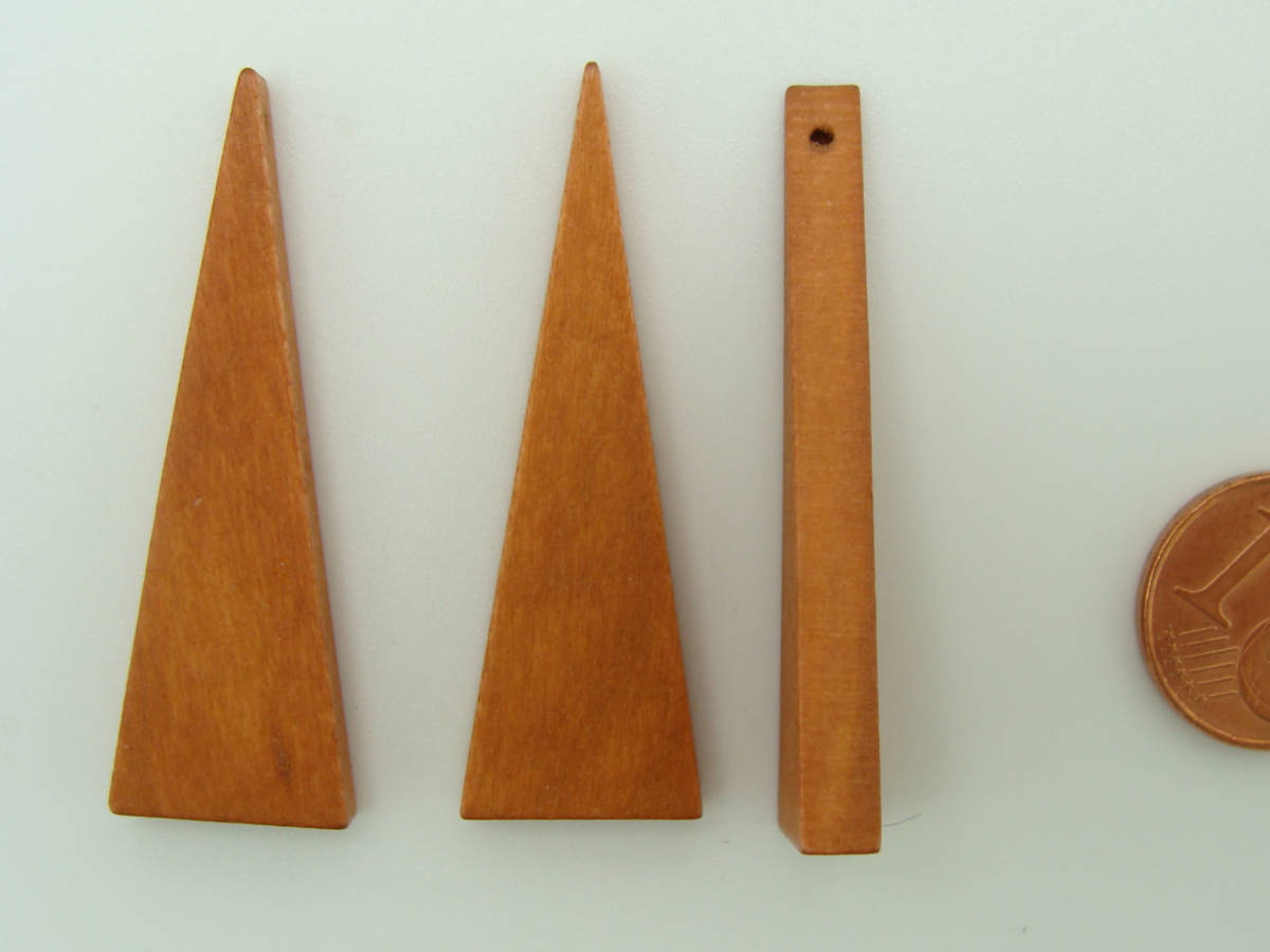 pendentif triangle bois marron PB65