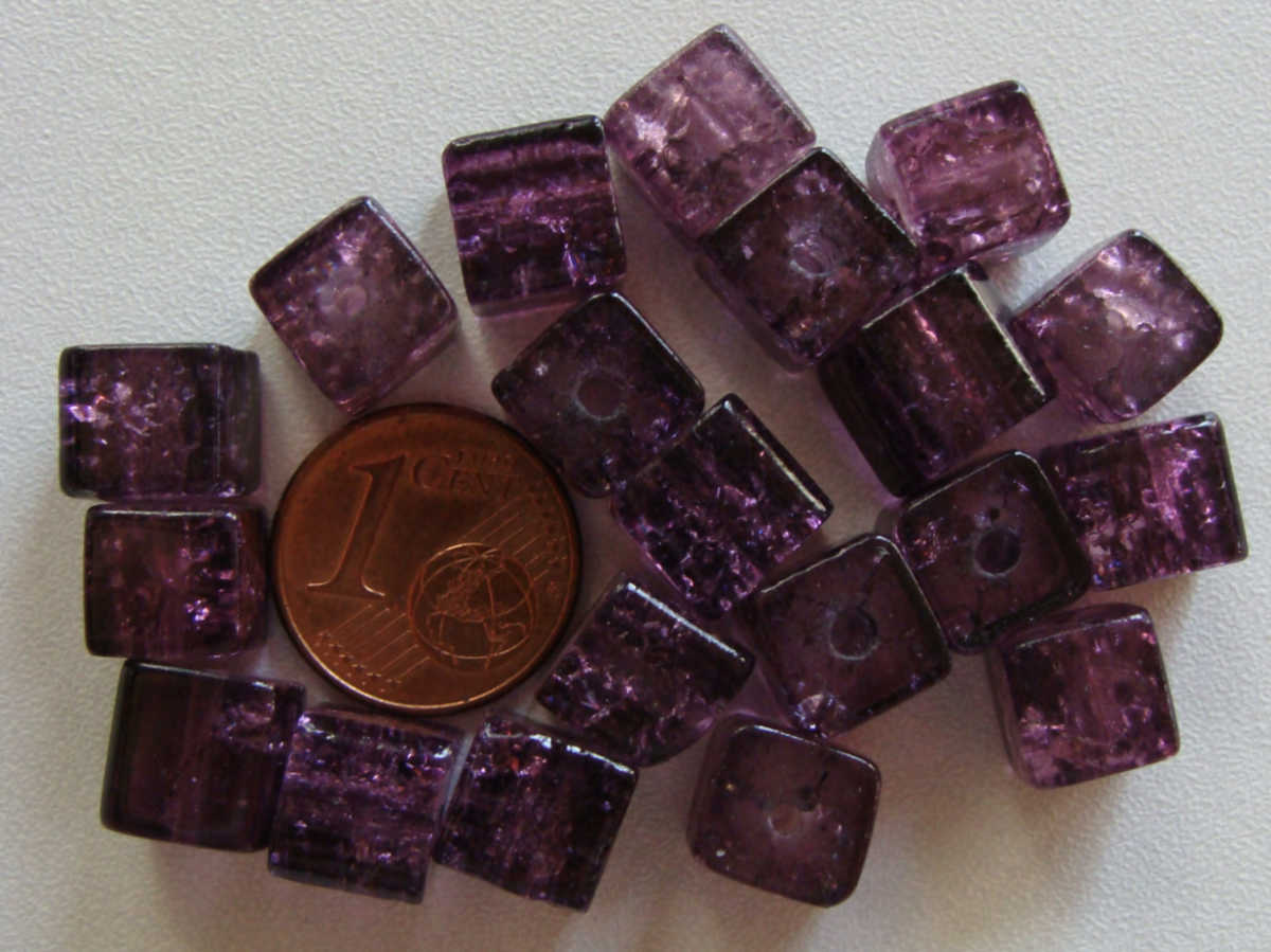 perle verre craquele cube 8mm violet