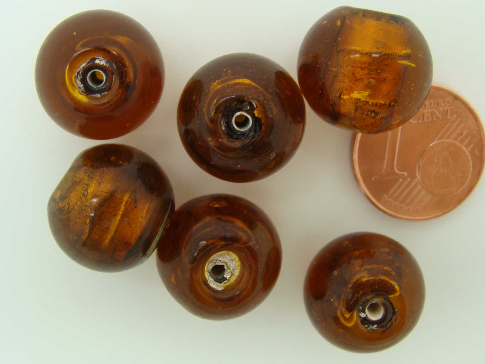 perle feuille argentee 13mm marron fonce
