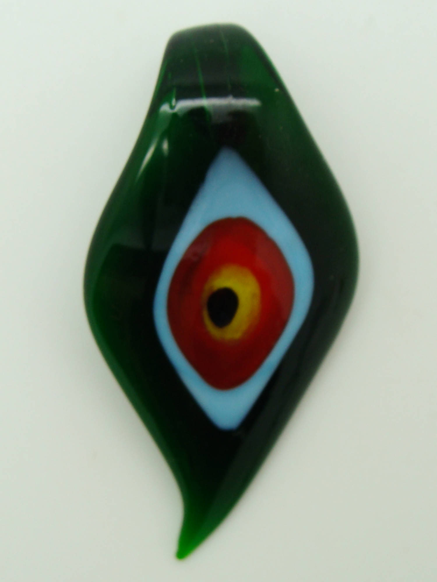 pendentif feuille vert oeil verre Pend-131