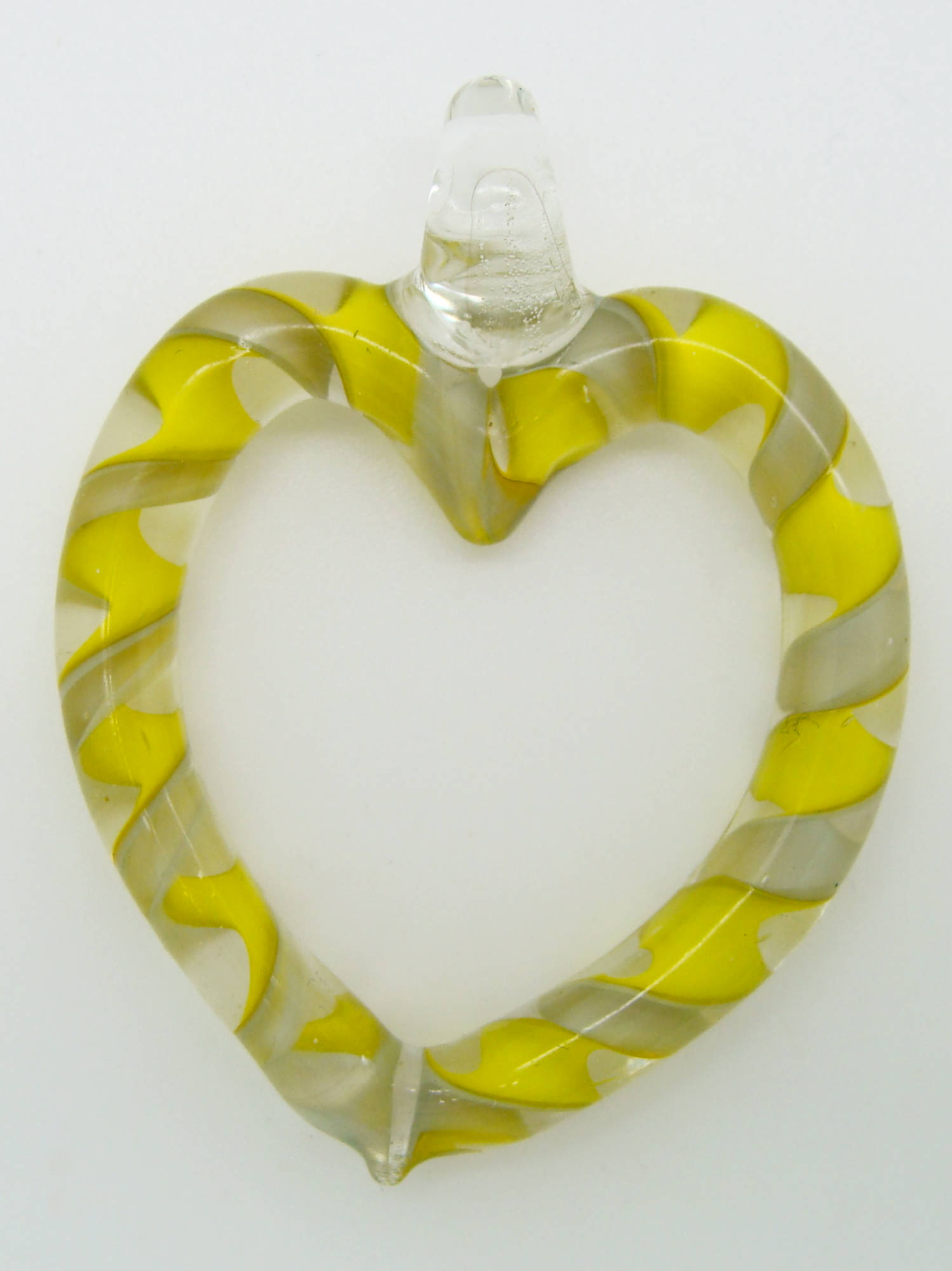 pendentif coeur creux jaune transparent Pend-175-1