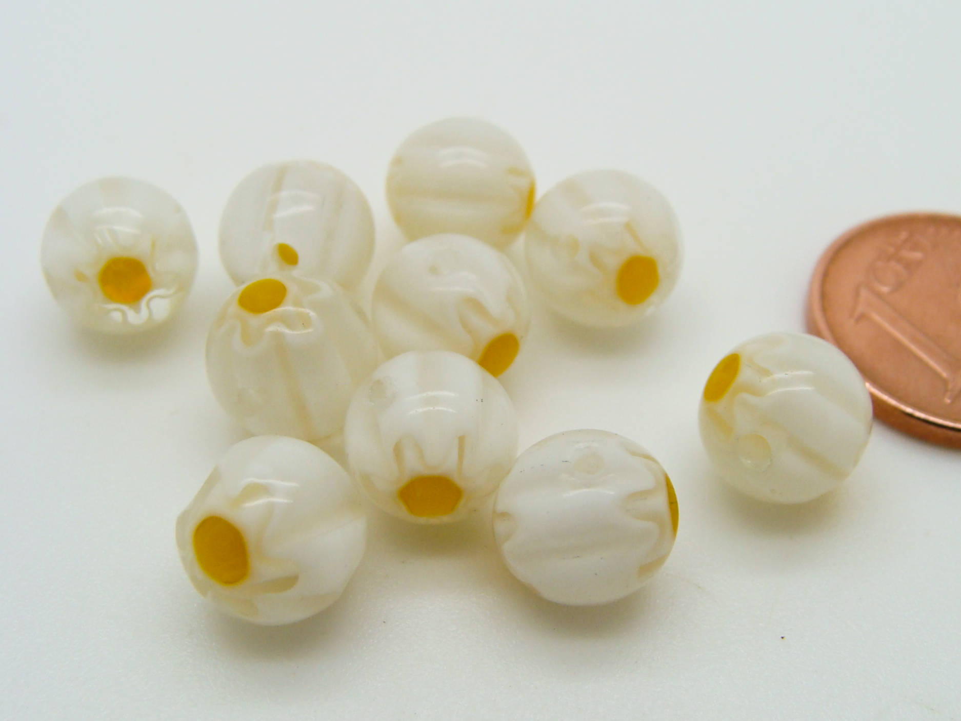 perle verre millefiori blanc jaune