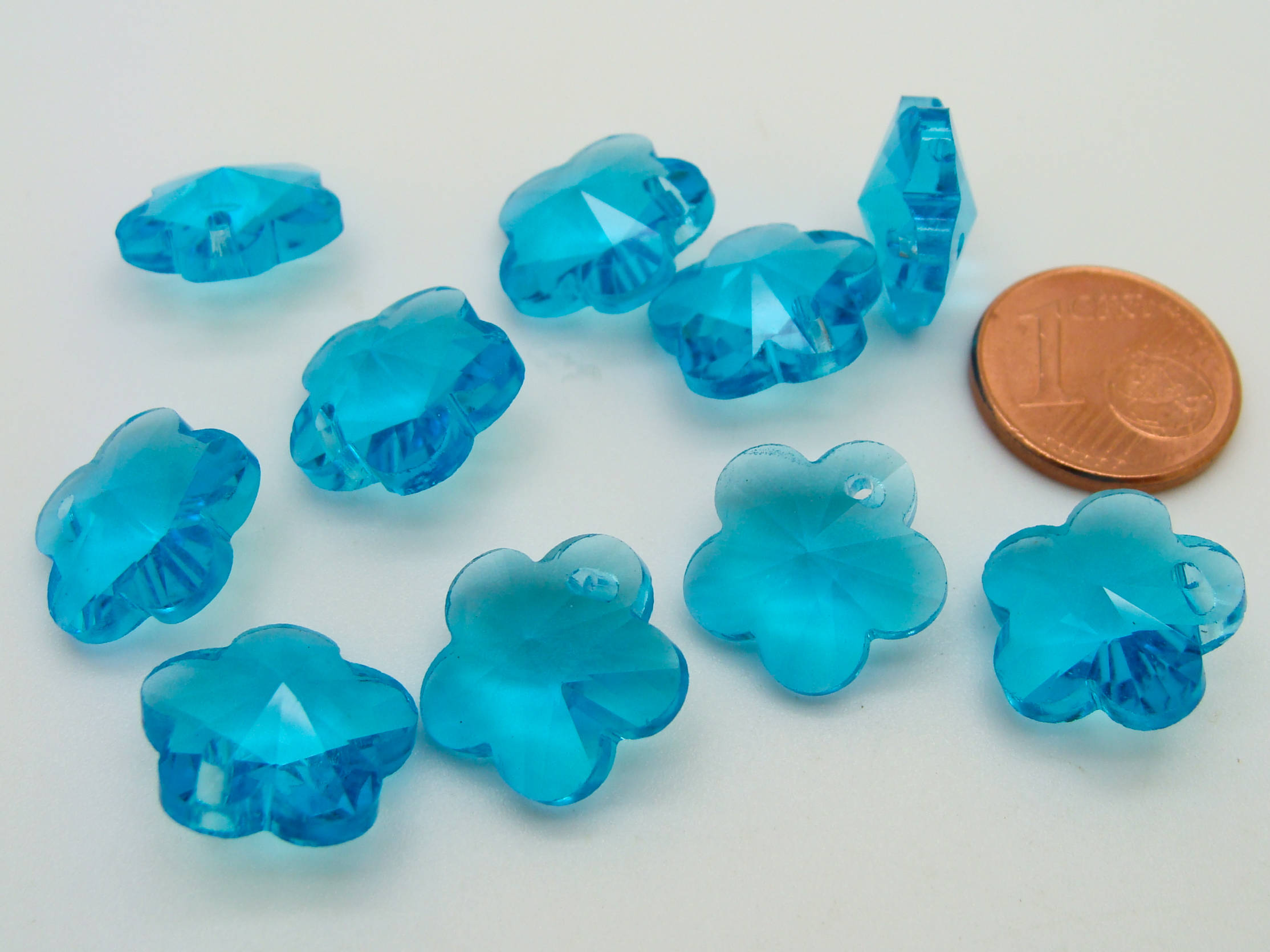 breloque fleur bleu verre 13mm