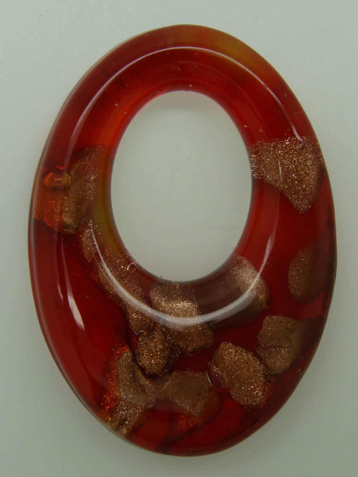 Pend-251-4 pendentif ovale rouge dore verre