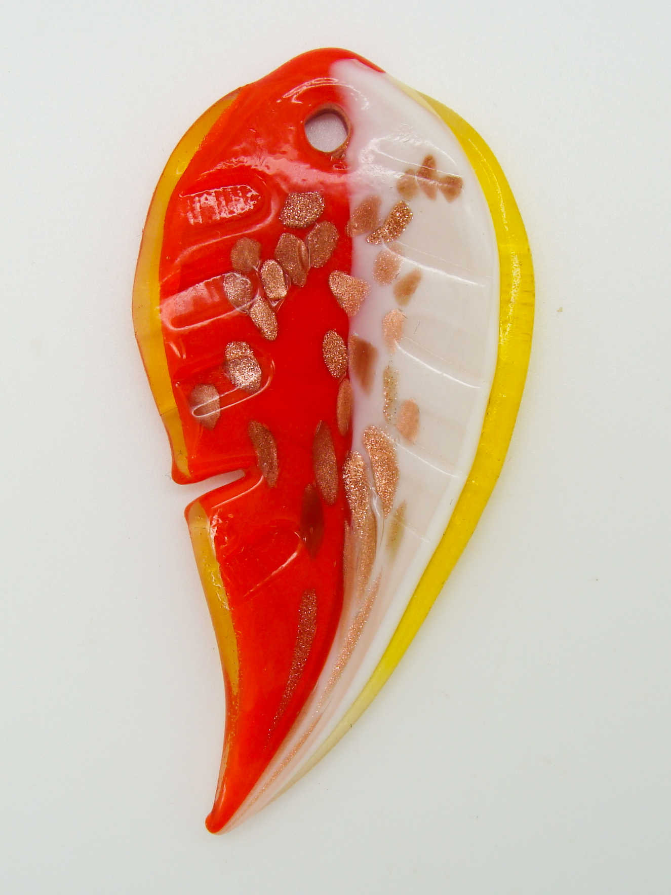 Pend-299-3 pendentif plume blanc rouge dore