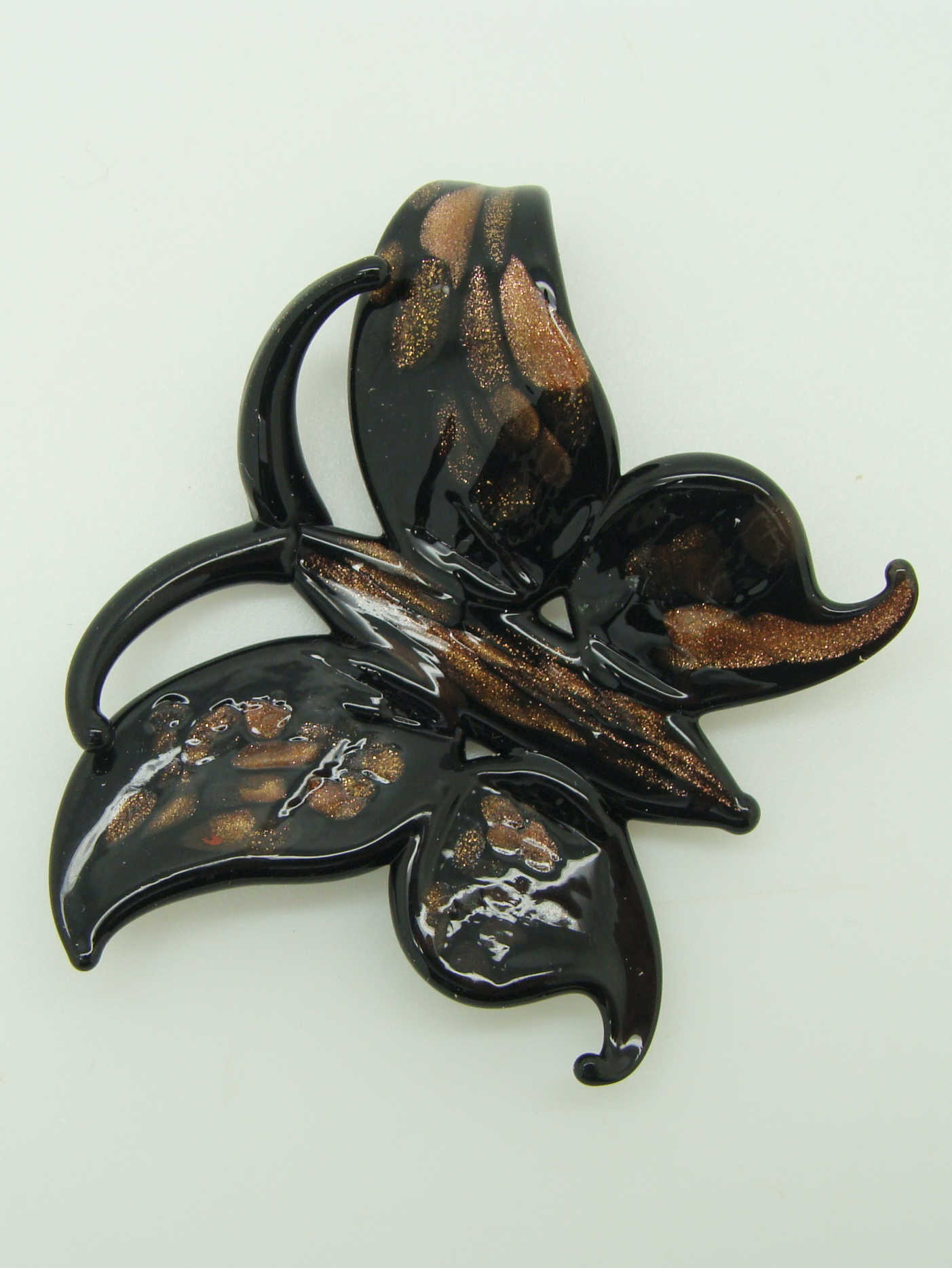 Pend-304-2 pendentif papillon noir dore lampwork