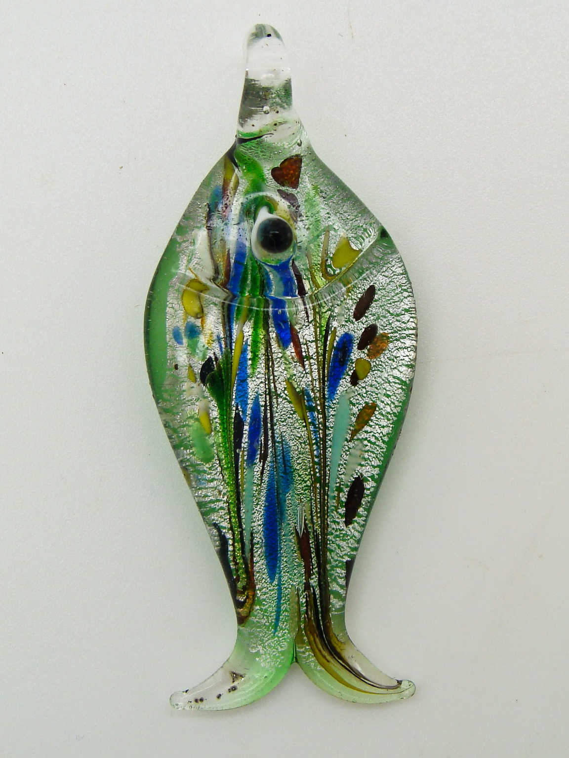 Pend-316-5 pendentif poisson vert argente animal