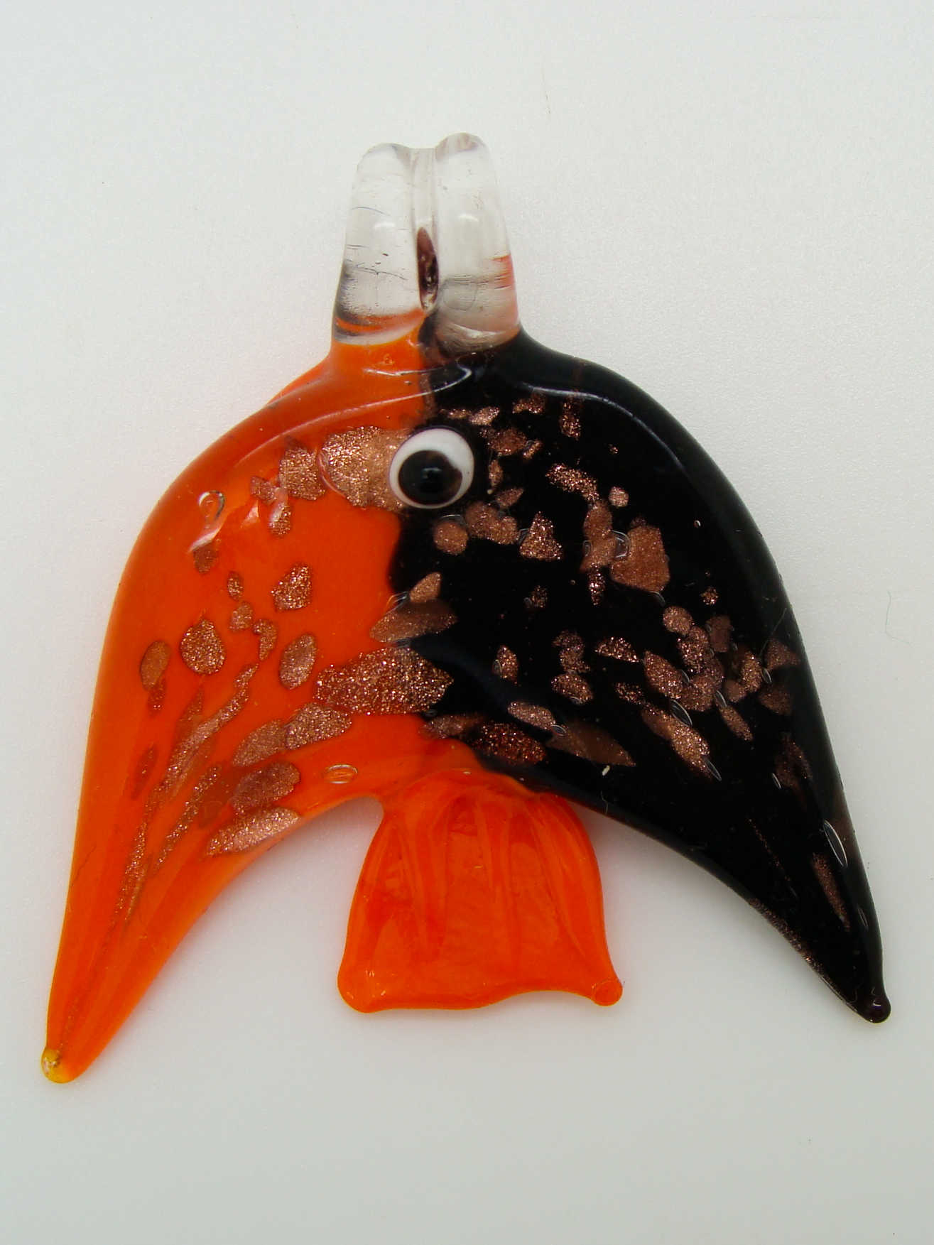 Pend-318-3 pendentif poisson orange noir dore animal