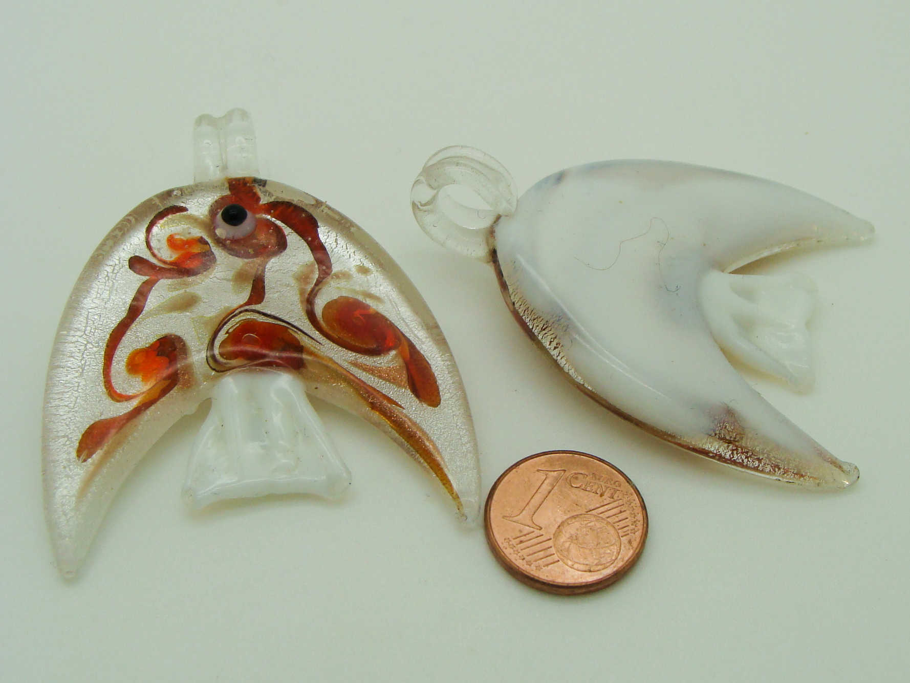 Pend-326 pendentif poisson blanc argente verre