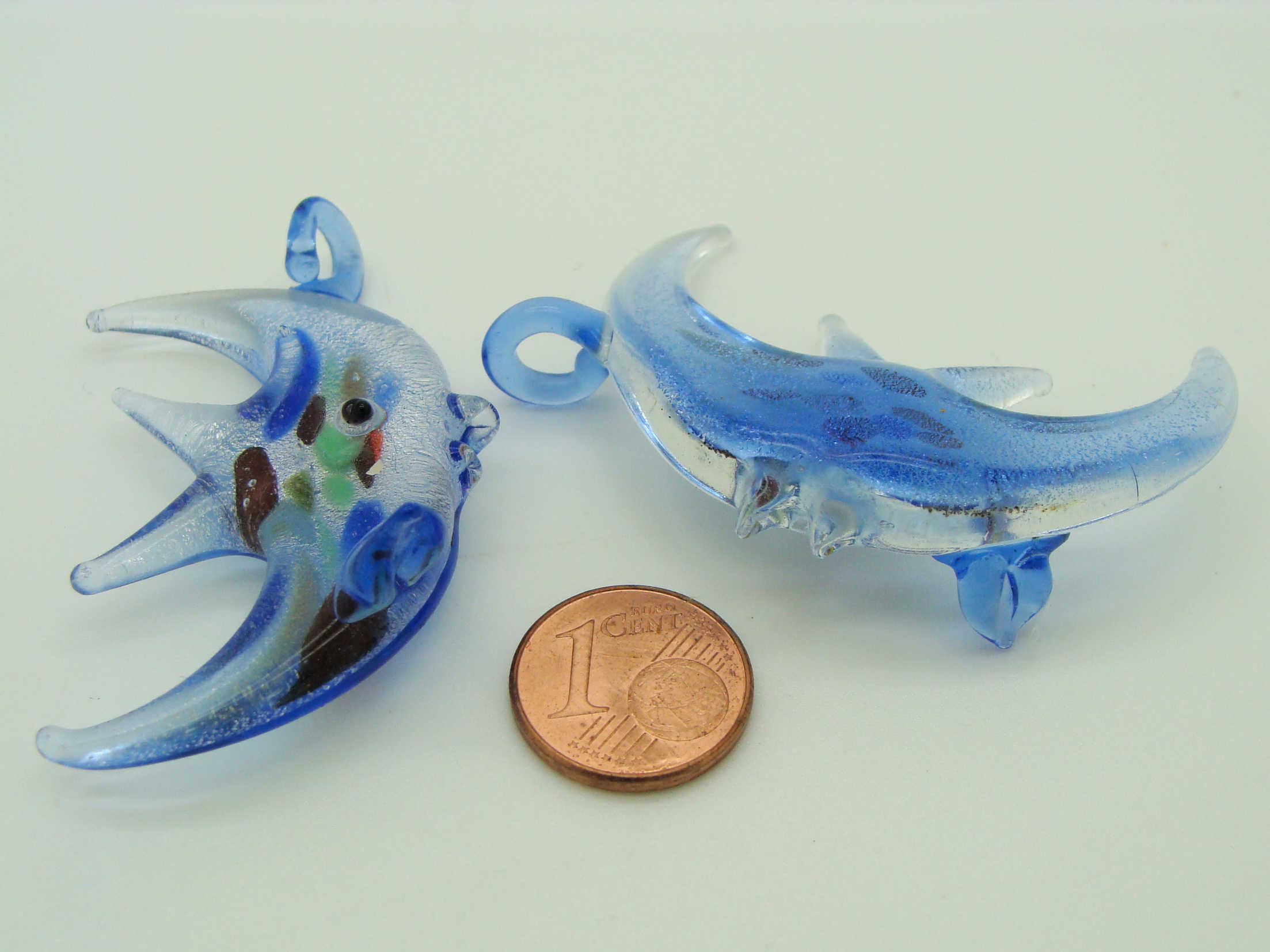 Pend-327-1 pendentif poisson lune bleu verre