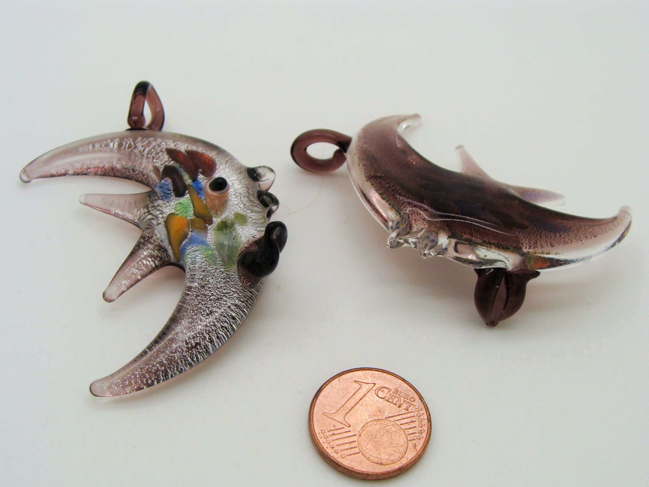 Pend-327-5 pendentif poisson lune violet verre