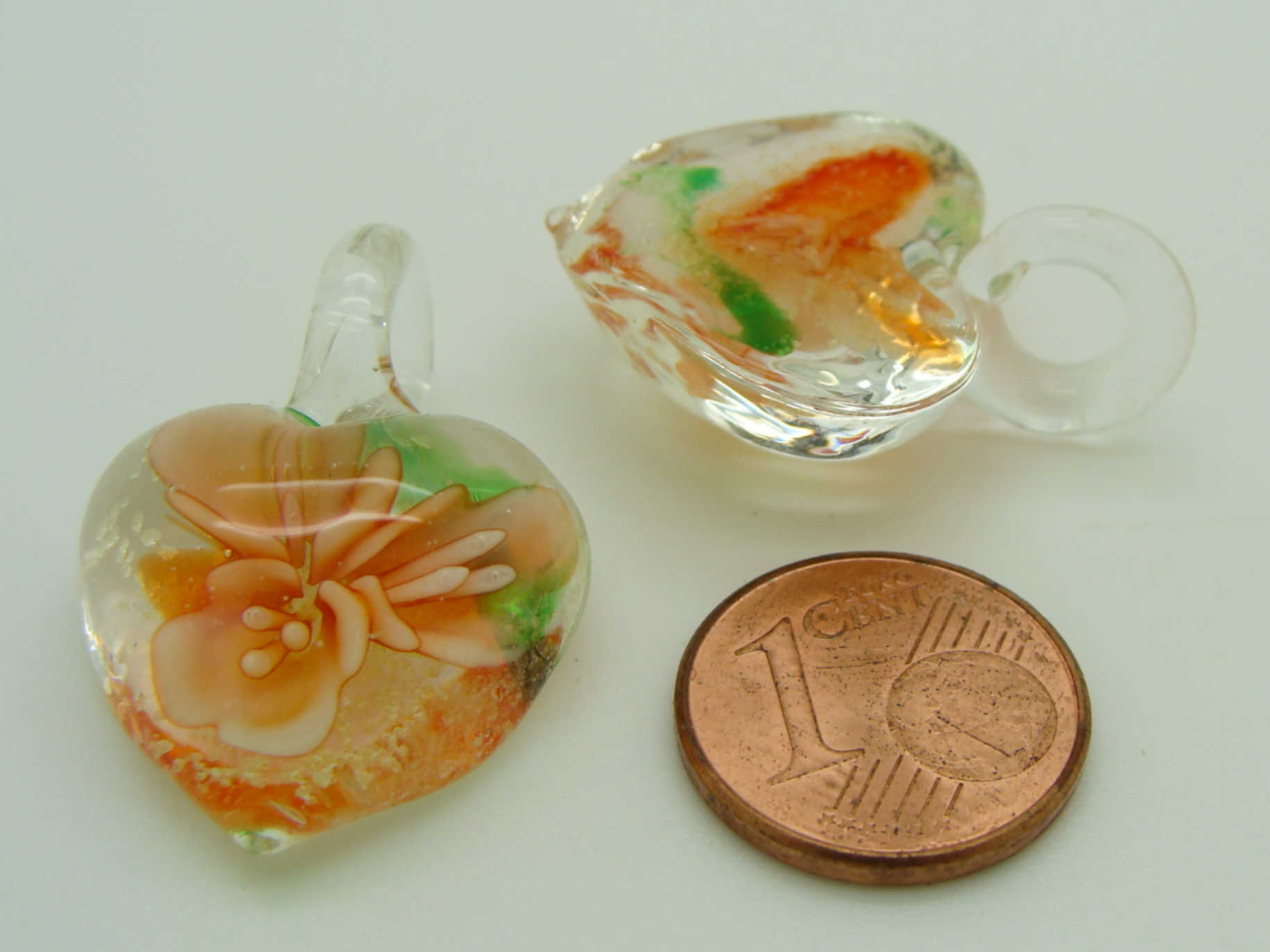Pend-330-3 pendentif coeur fleur orange verre