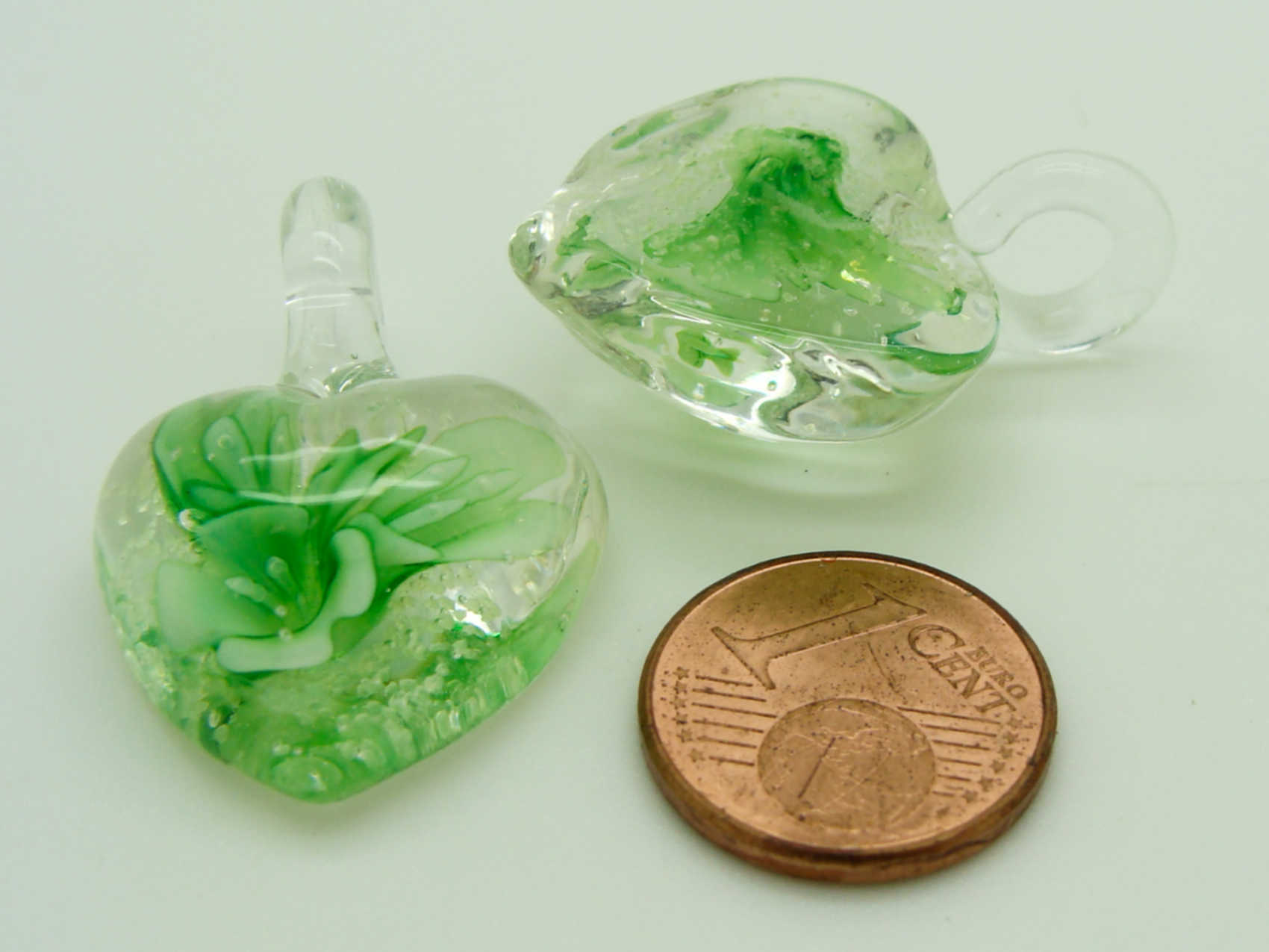 Pend-330-5 pendentif coeur fleur vert verre