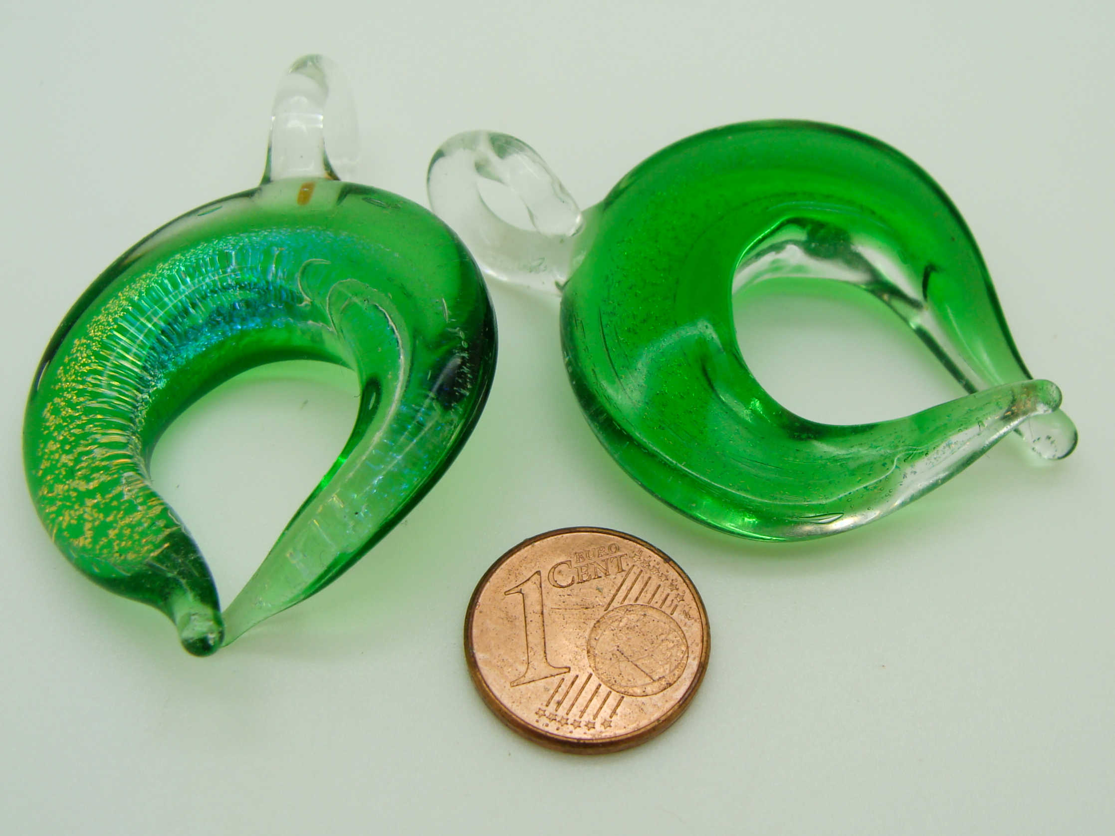 Pend-dichr-14 pendentif verre dichroique vert rond
