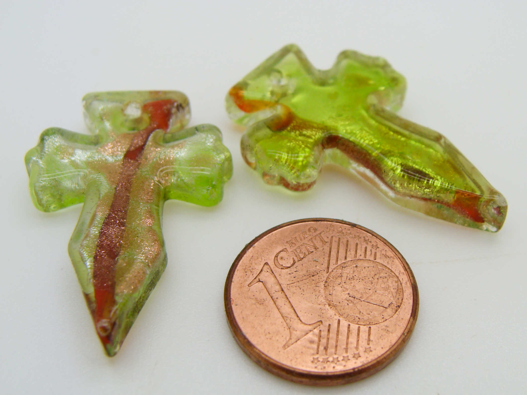 Pend-345-3 pendentif croix vert verre