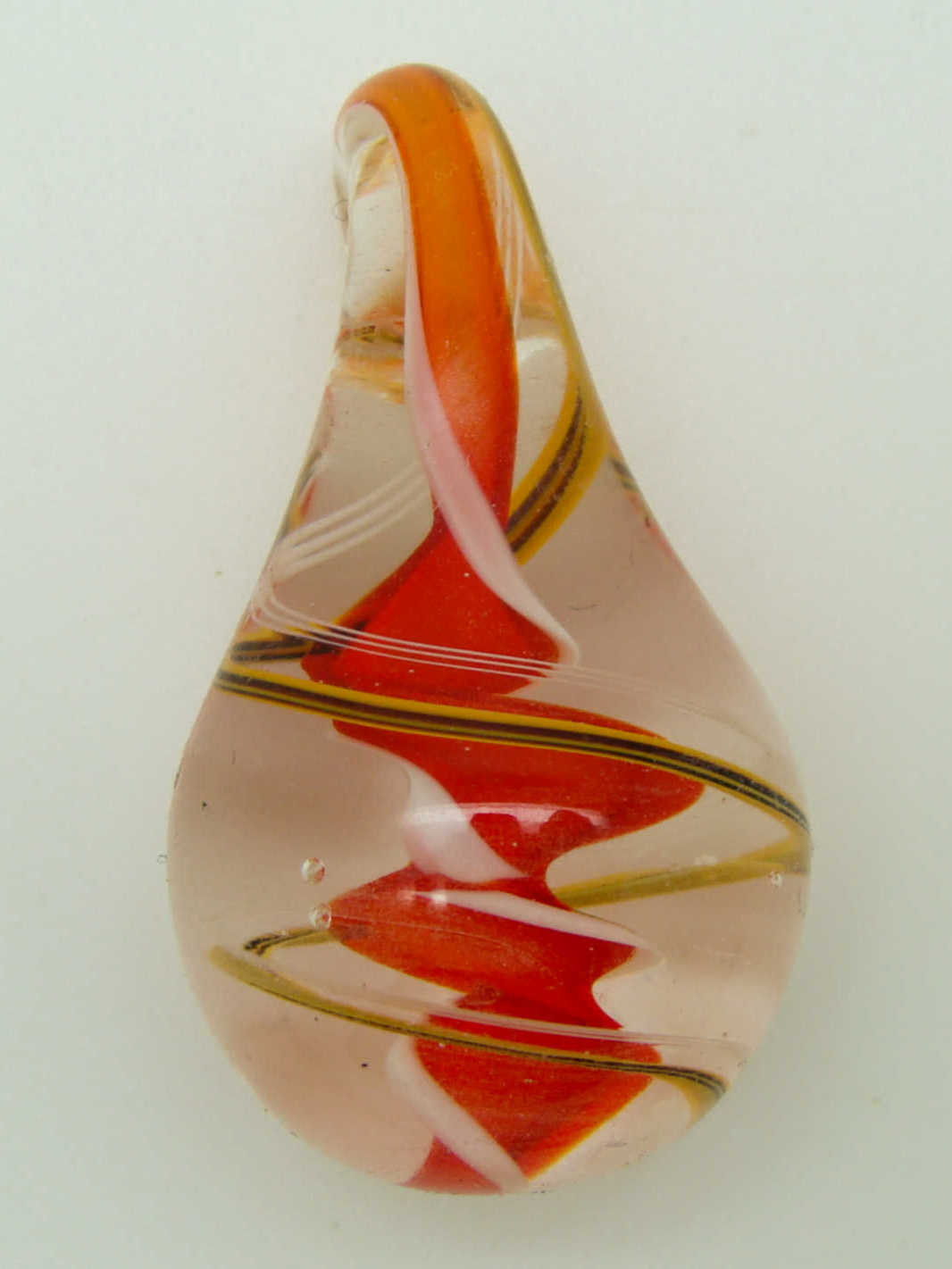 Pend-354-1  pendentif goute rouge blanc verre lampwork