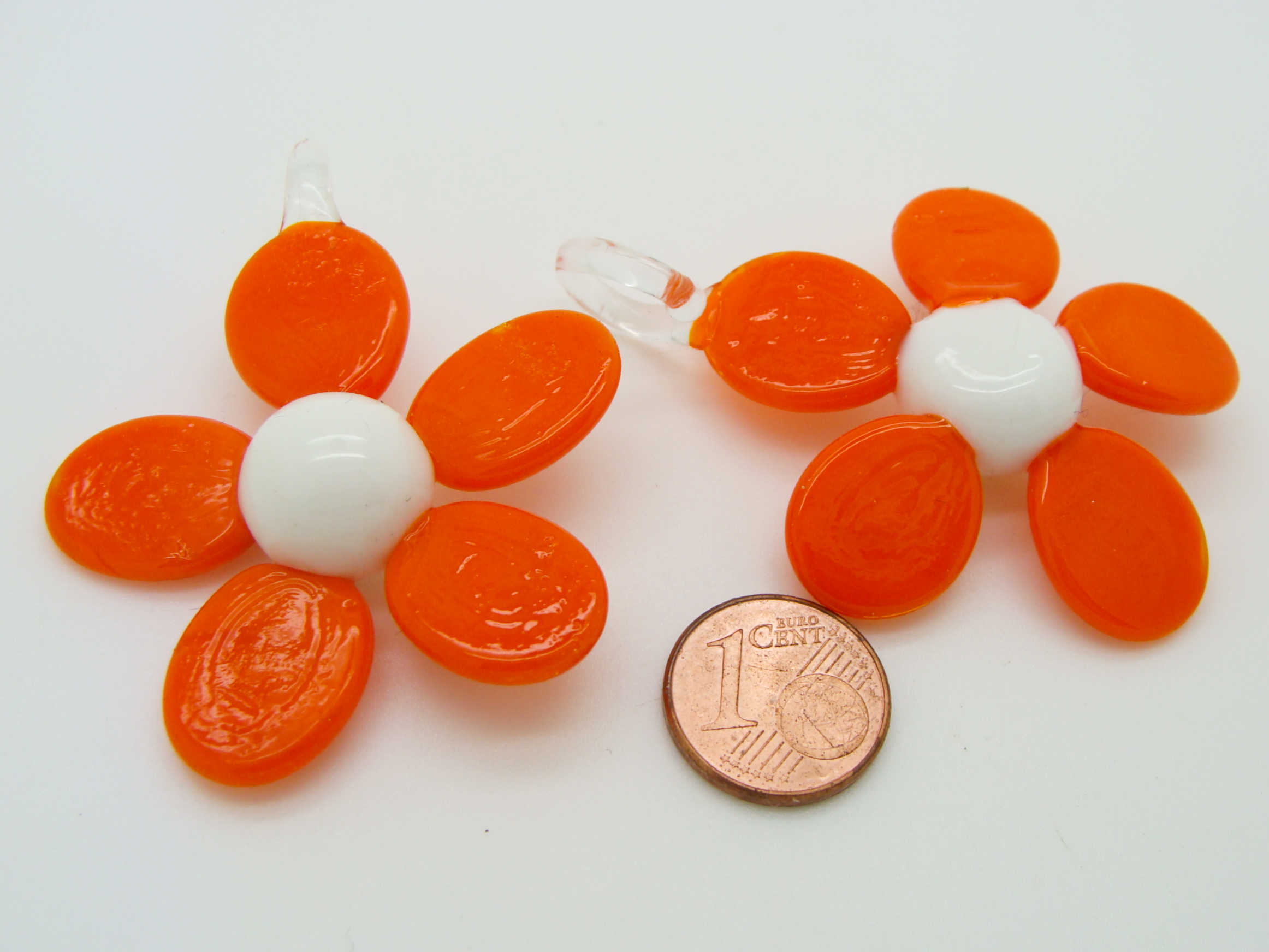 Pend-359-3 pendentif fleur 5 petales orange verre