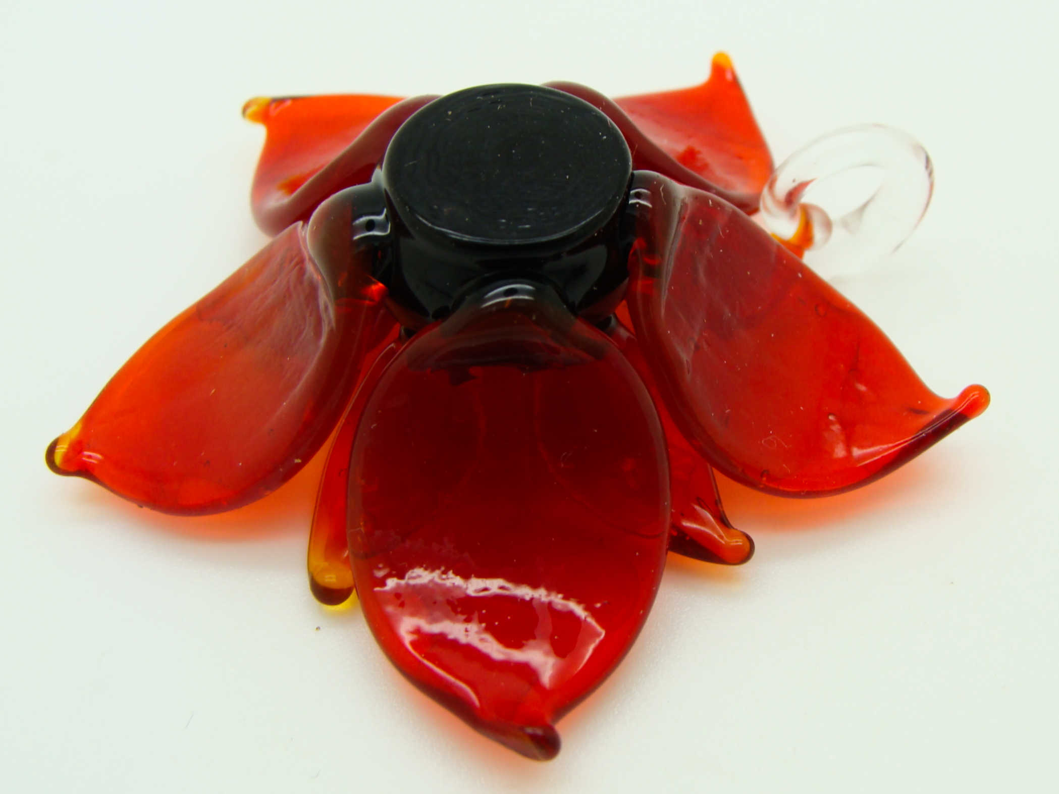 Pend-360-2 pendentif fleur 9 petales rouge verre