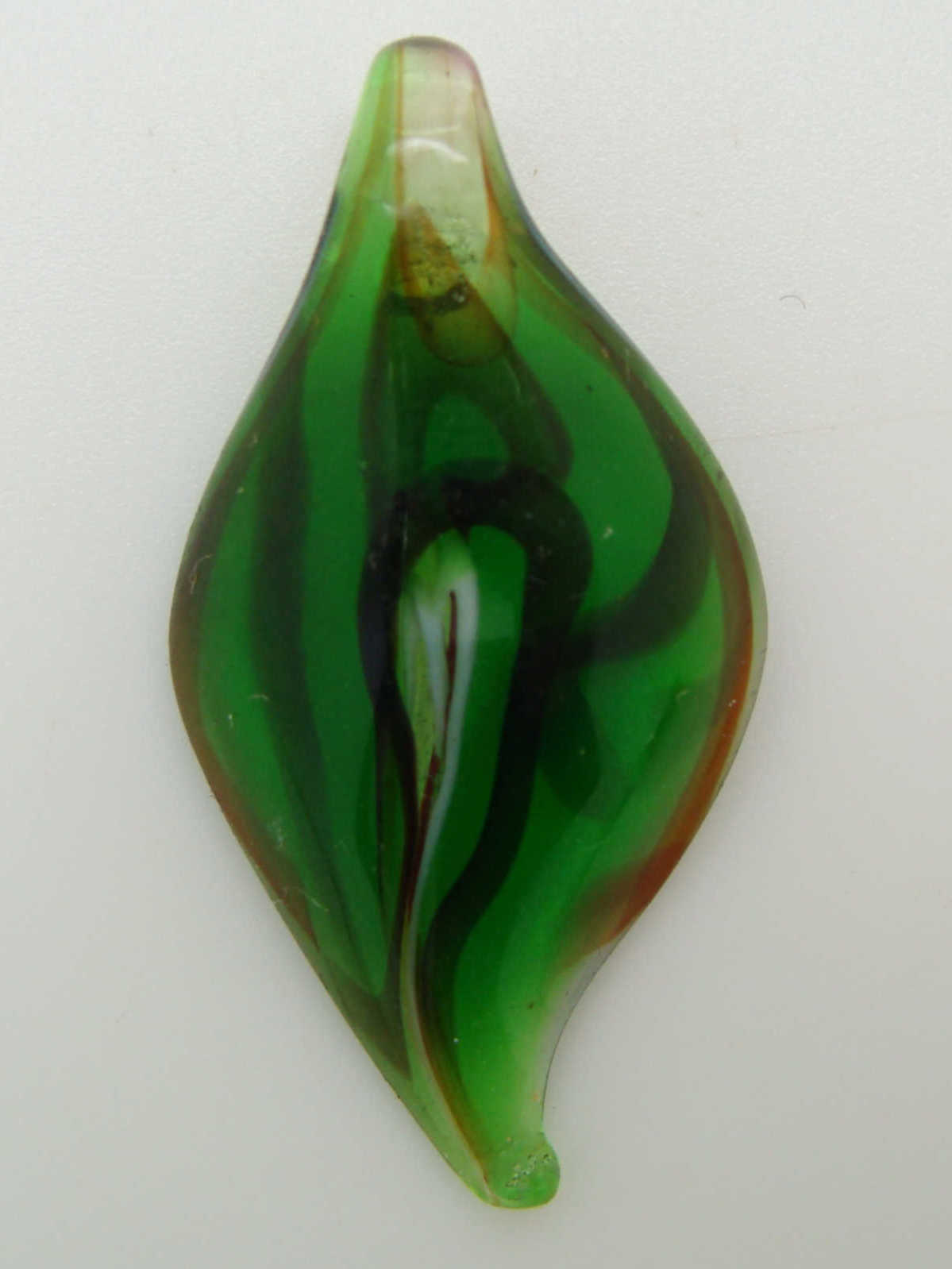 Pend-365-3 pendentif goutte vert fonce collier