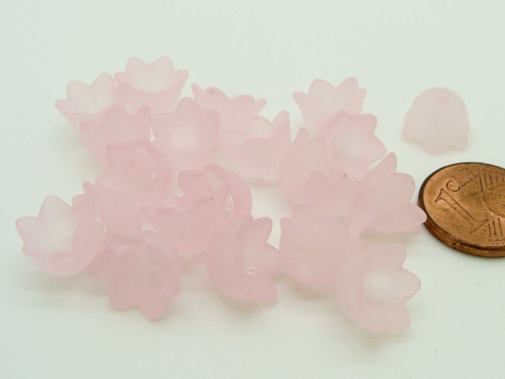 perle clochette rose clair acrylique