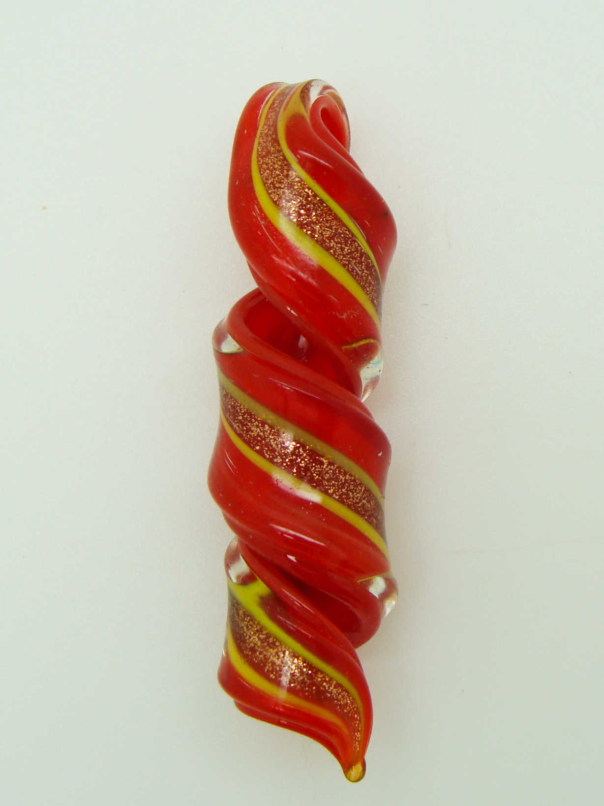 Pend-371-2 pendentif verre spirale bandeau rouge vis